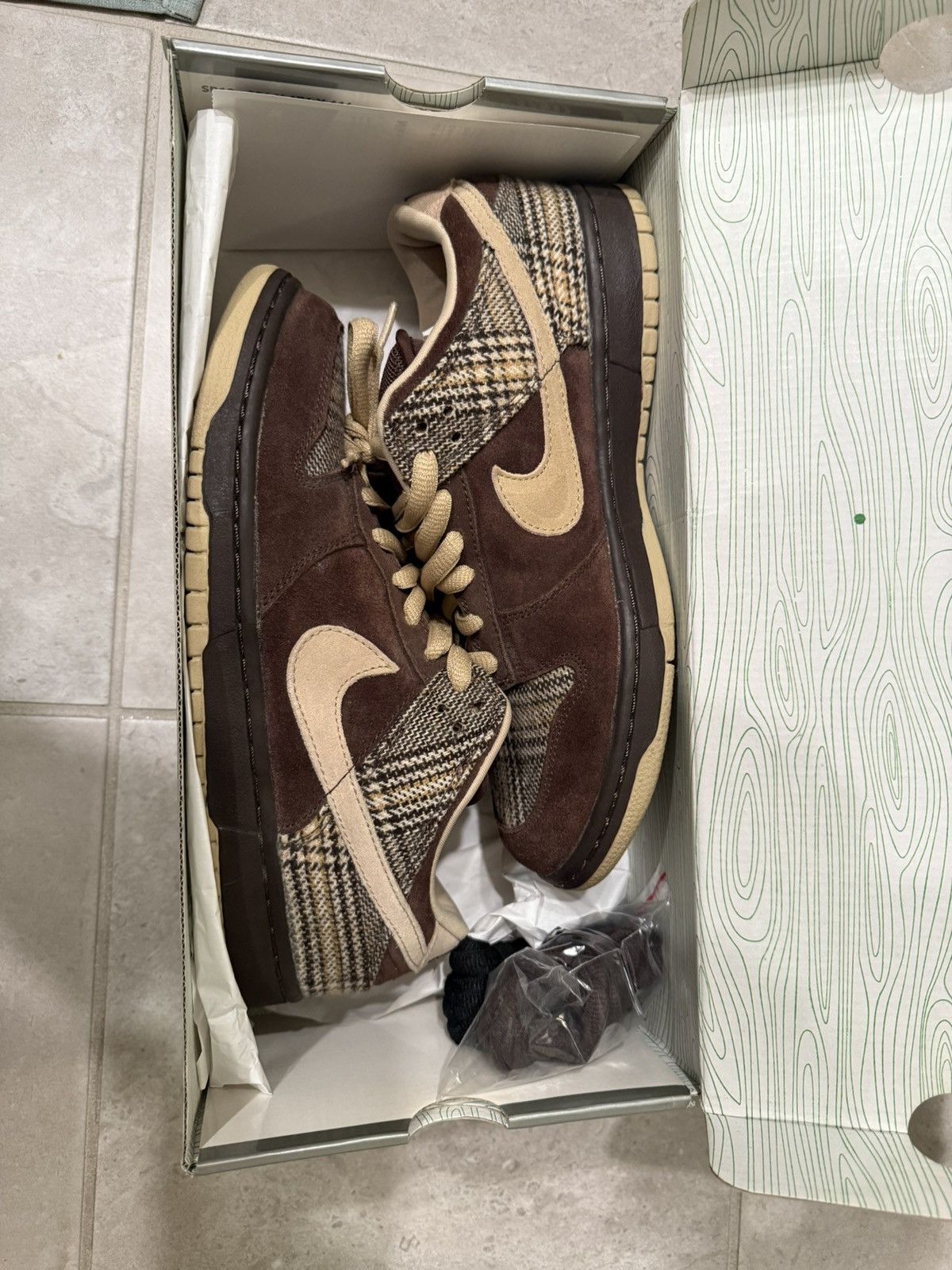 Nike Nike SB Dunk Low Tweed Size US 9 / EU 42 - 11 Thumbnail
