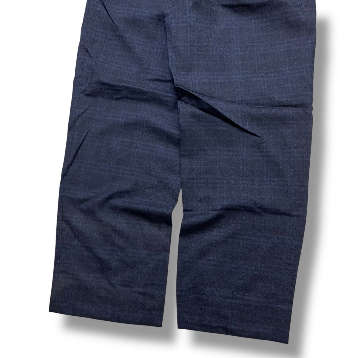 Burberry tartan pants burberry nova check baggy cut wool material Size US 29 - 7 Thumbnail