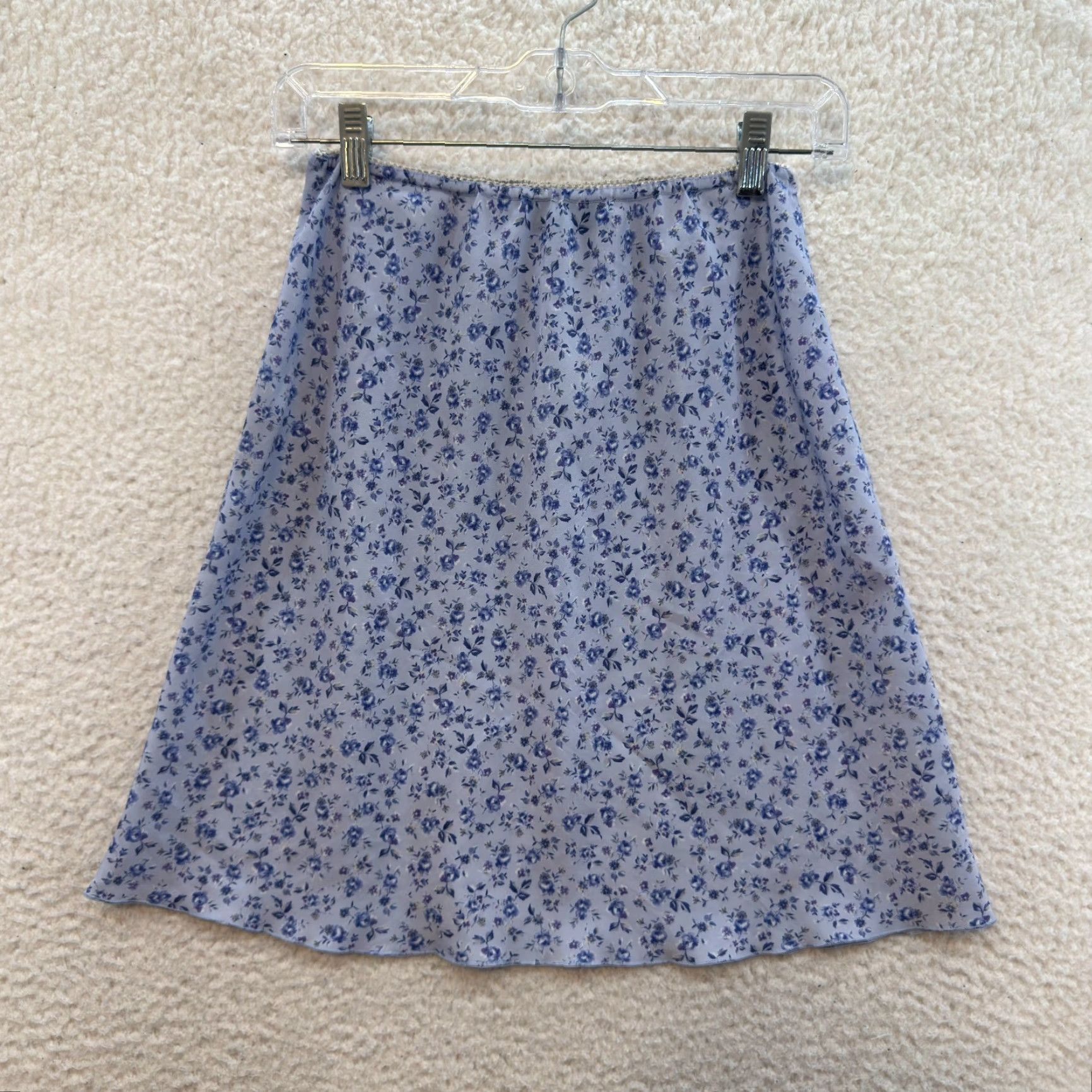 Vintage VINTAGE 90s Y2K Midi Skirt XS Periwinkle Blue Ditsy Floral Coquette Fairy Women Girls XS/S Size 26" / US 2 / IT 38 - 2 Thumbnail