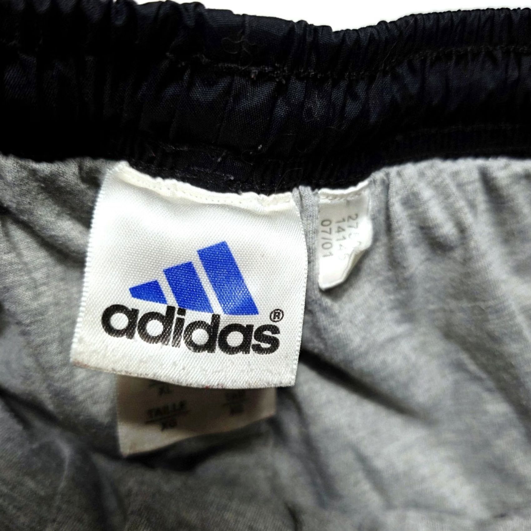 Adidas VINTAGE Adidas Track Pants Men’s XL Lined Windbreaker Black Striped Y2k Sports 90s Athleisure Track Pants Mens XL Black Pants Men’s XL Size US 36 / EU 52 - 5 Thumbnail