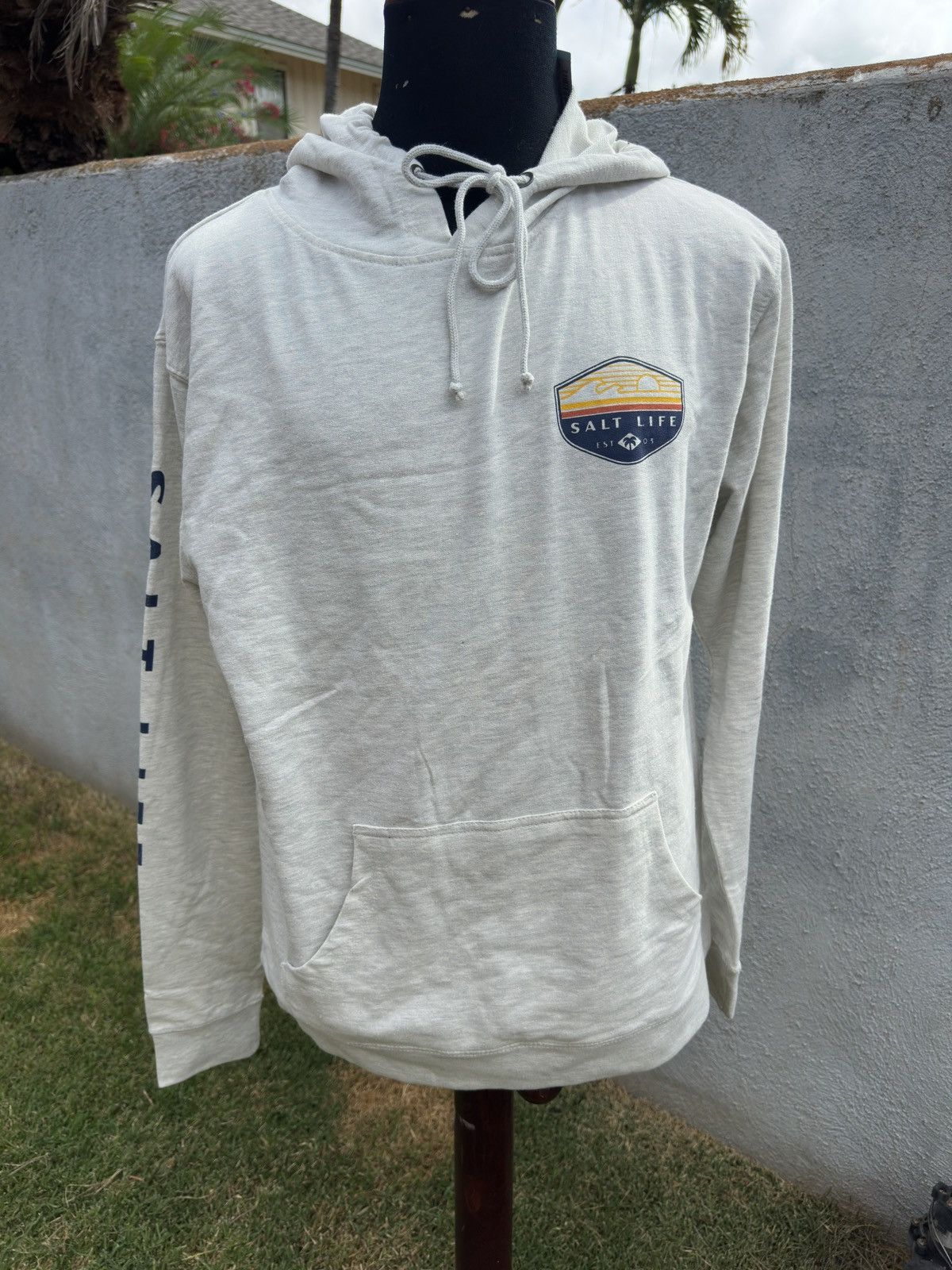 Other Salt Life Men’s L Graphic Hoodie Light Heather Sweatshirt Size US L / EU 52-54 / 3 - 1 Thumbnail