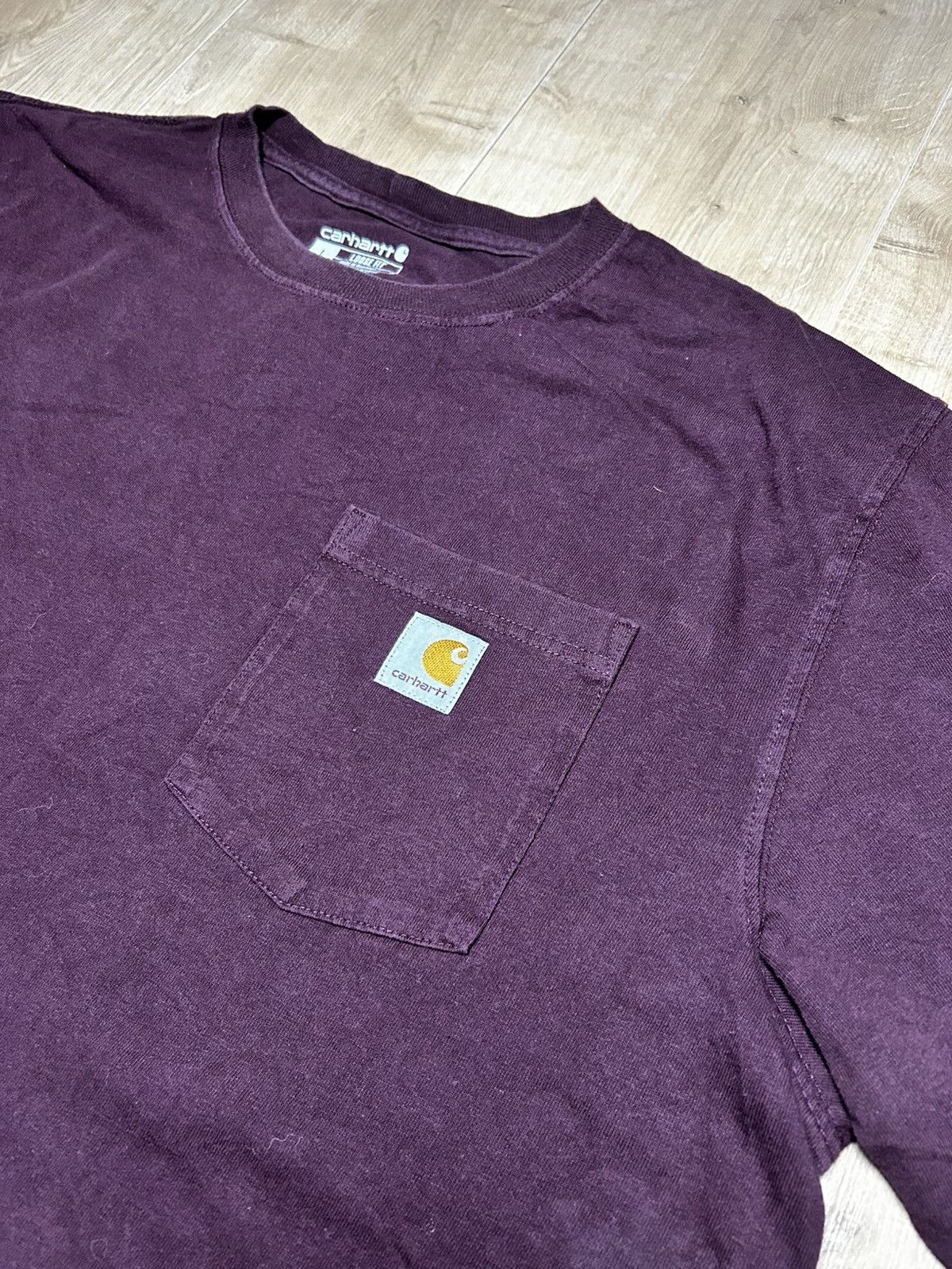 Carhartt T-shirt Carhartt K87-M violet prune taille L Size US L / EU 52-54 / 3 - 2 Thumbnail