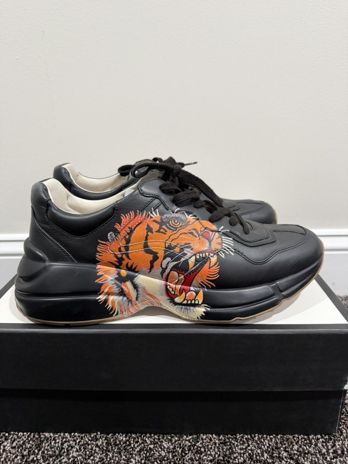 Gucci Gucci Rhyton 2020 Tiger Black Leather Low Top Sneakers Size US 10 / EU 43 - 4 Thumbnail