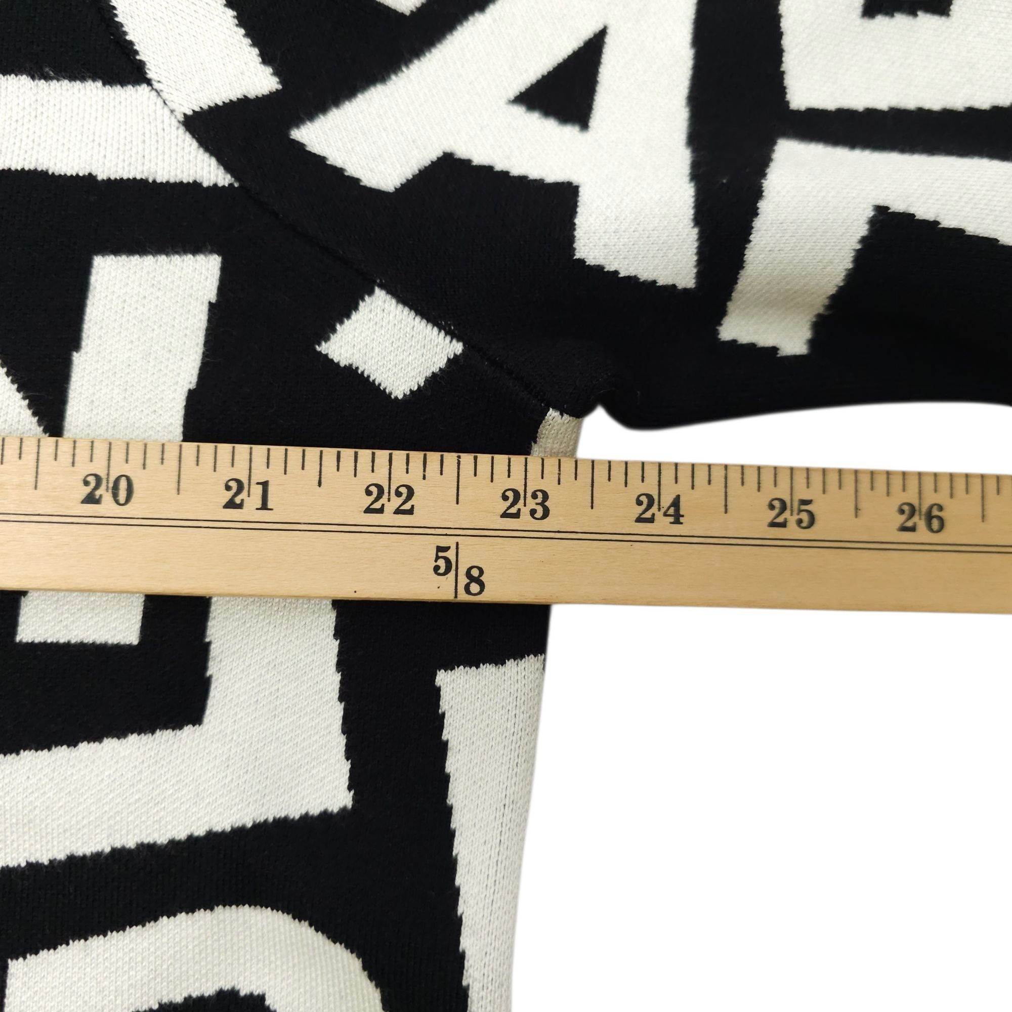Karl Lagerfeld Karl Lagerfeld Paris Scrambled Logo Sweater Women 1X Ribbed Size ONE SIZE - 17 Thumbnail