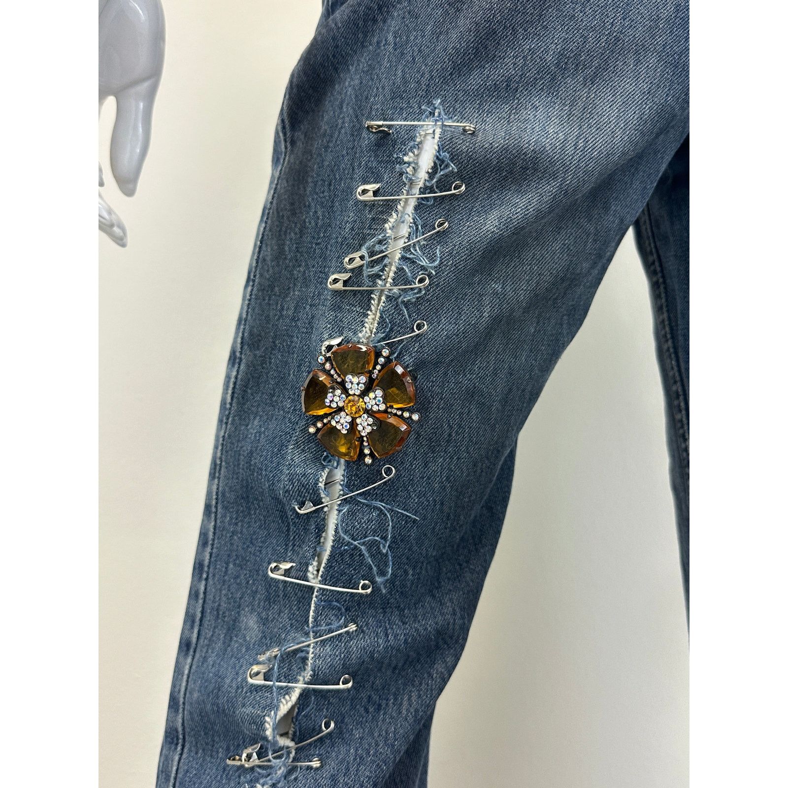 Dolce & Gabbana S/S 2001 Dolce & Gabbana safety pin punk jeans with broches Size 27" / US 4 / IT 40 - 17 Thumbnail