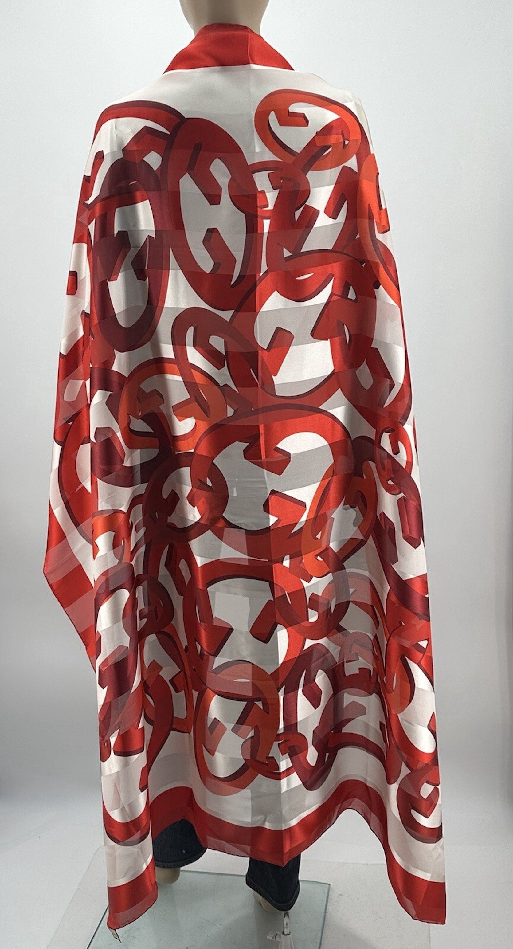 Gucci Size-130x130cm New Gucci Silk Scarves Size ONE SIZE - 3 Thumbnail