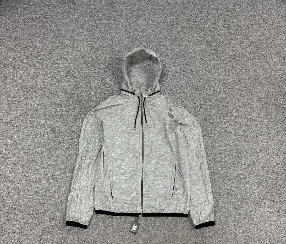 Louis Vuitton Louis Vuitton Gray Hooded Windbreaker Jacket J16 Size US M / EU 48-50 / 2 - 1 Thumbnail