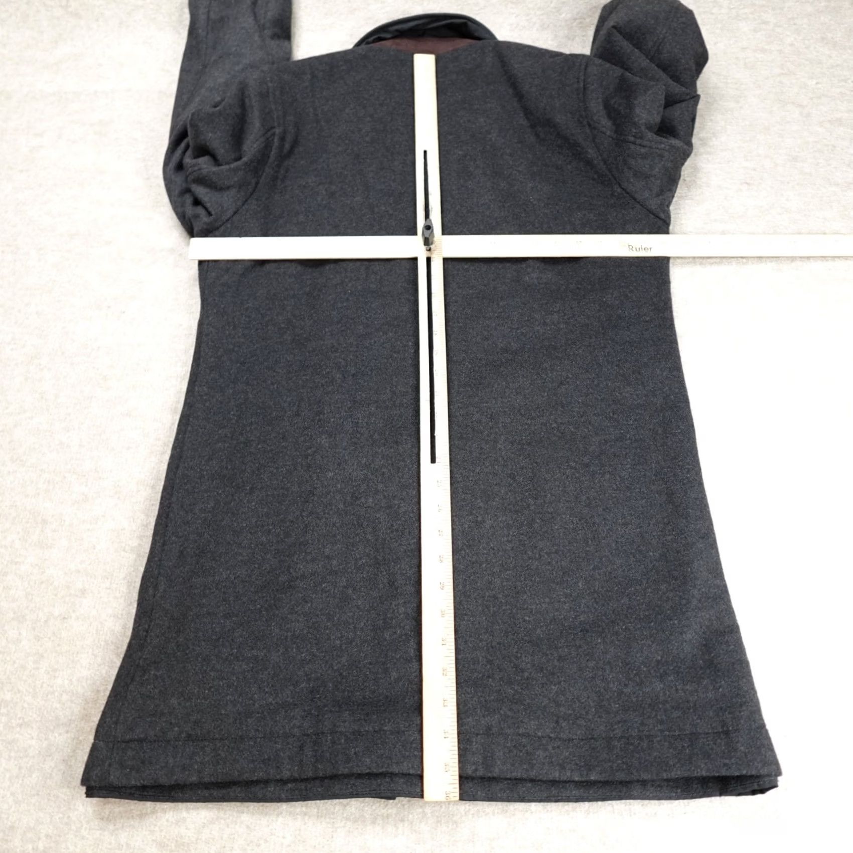 Saks Fifth Avenue Saks Fifth Avenue Topcoat Men Medium Gray Reversible Cashmere Silk Coat Size US M / EU 48-50 / 2 - 5 Thumbnail
