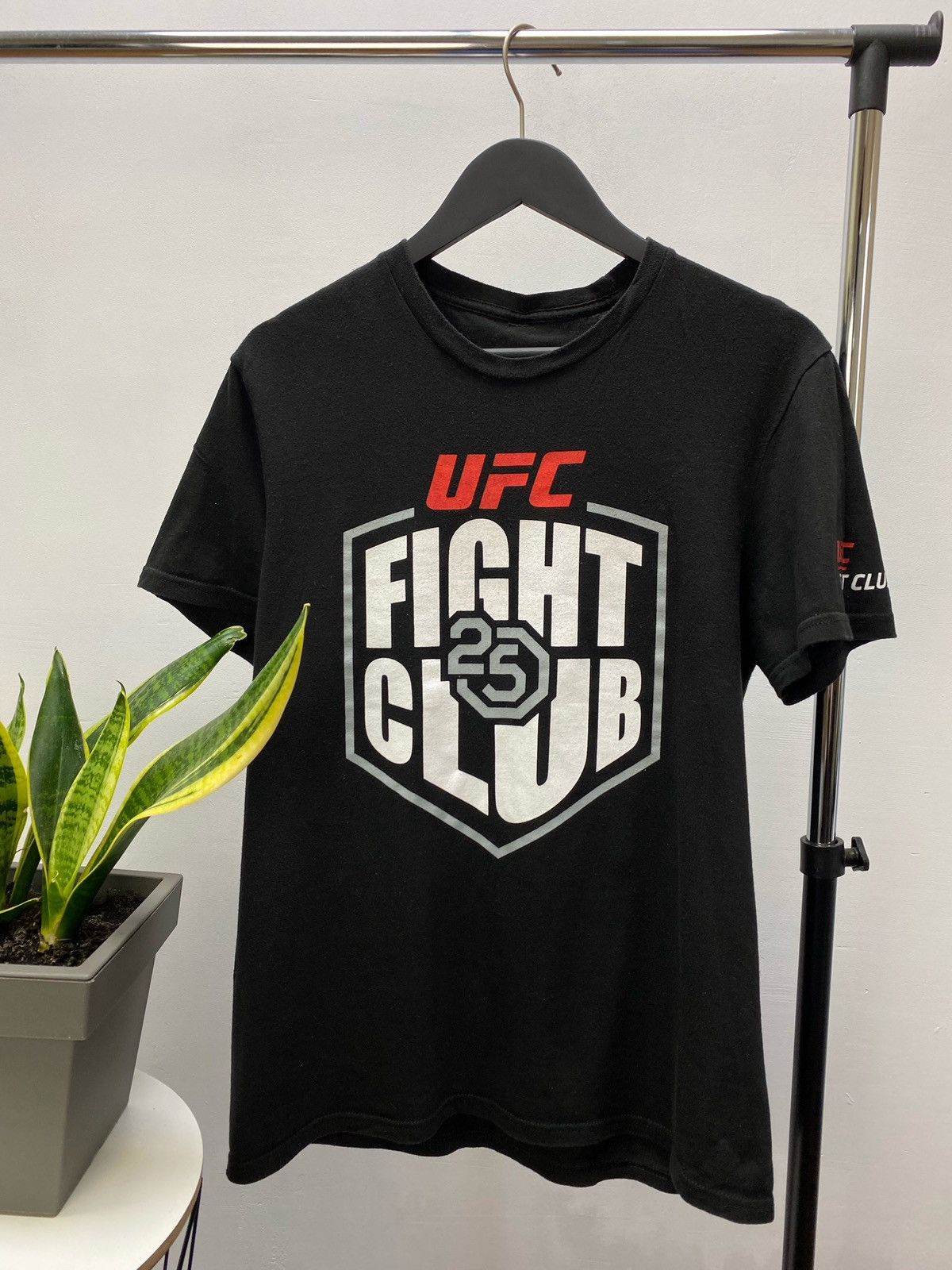 UFC UFC Fight Club Graphic Tee Black T Shirt Size US M / EU 48-50 / 2 - 1 Thumbnail