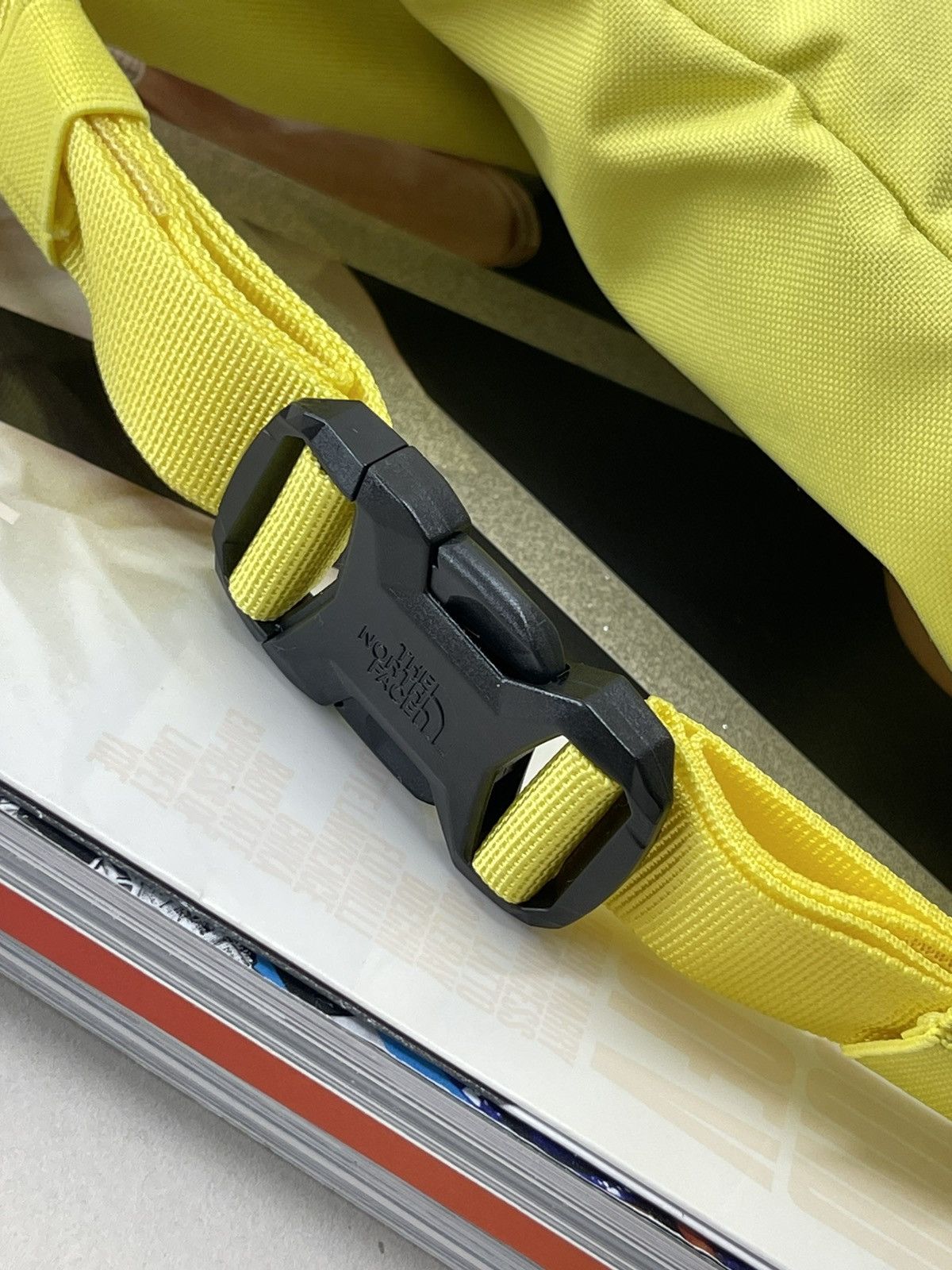 The North Face (new+tag) The North Face belt bag / sling pack yellow Size ONE SIZE - 4 Thumbnail