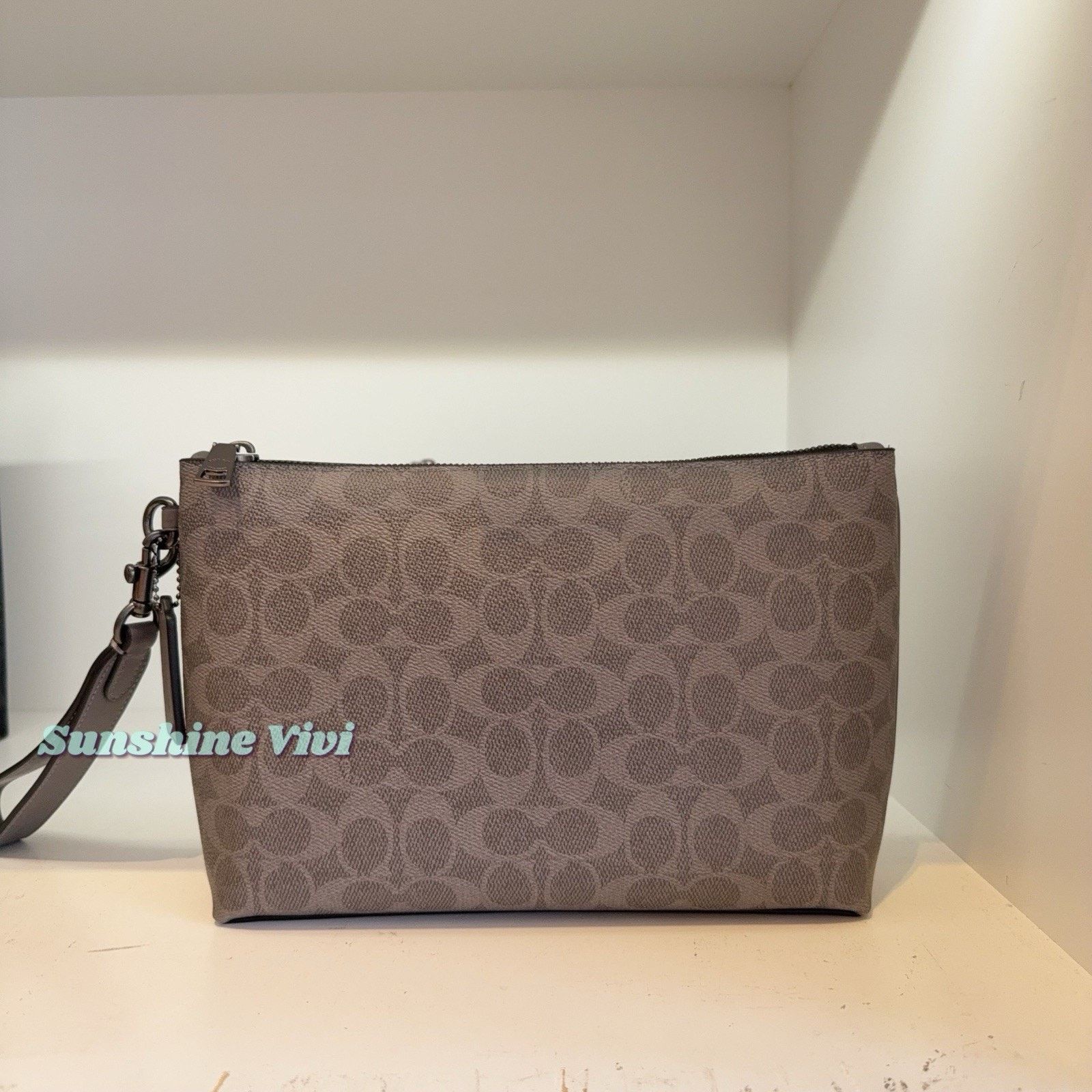 Coach NWT Coach Men's Pouch Signature Canvas CCF32 Grey/Charcoal Size ONE SIZE - 3 Thumbnail