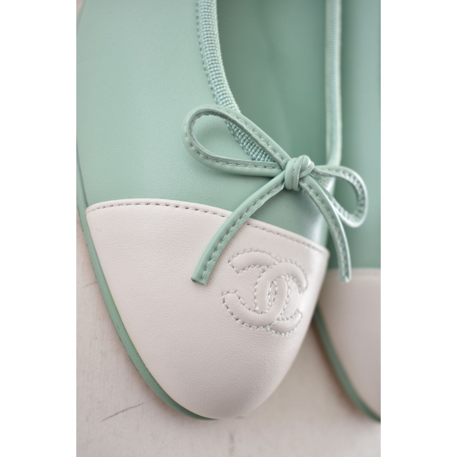 Chanel Chanel Light Green White Lambskin Ballet Flat Size 40 Size US 10 / IT 40 - 7 Thumbnail