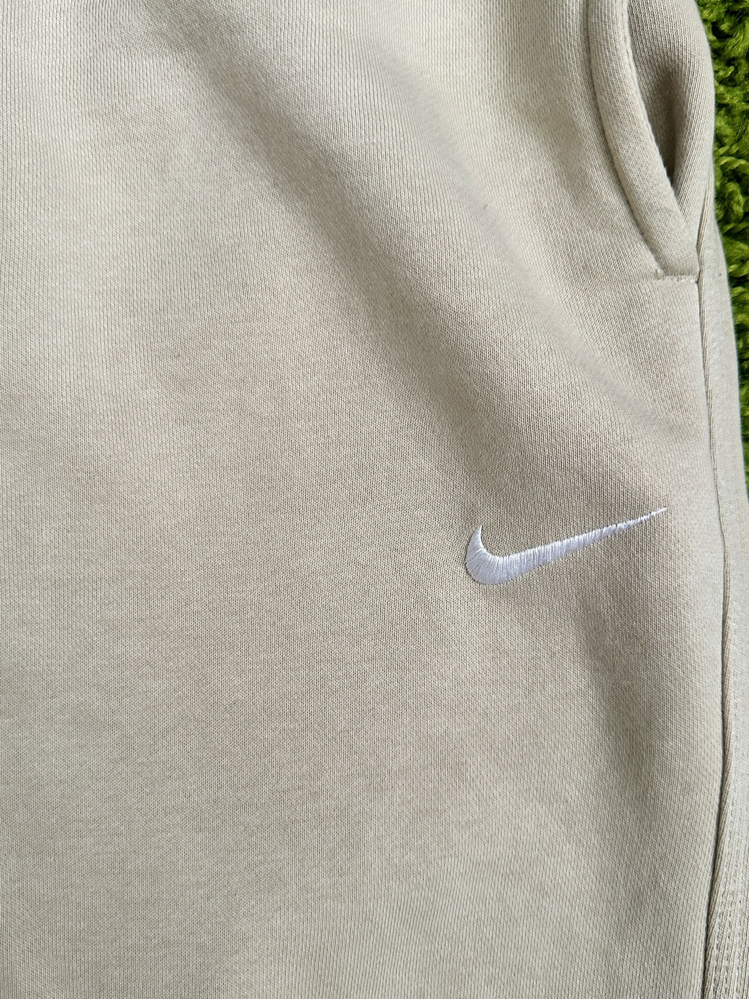 Nike Nike Sportswear Club Joggers Size US 30 / EU 46 - 3 Thumbnail