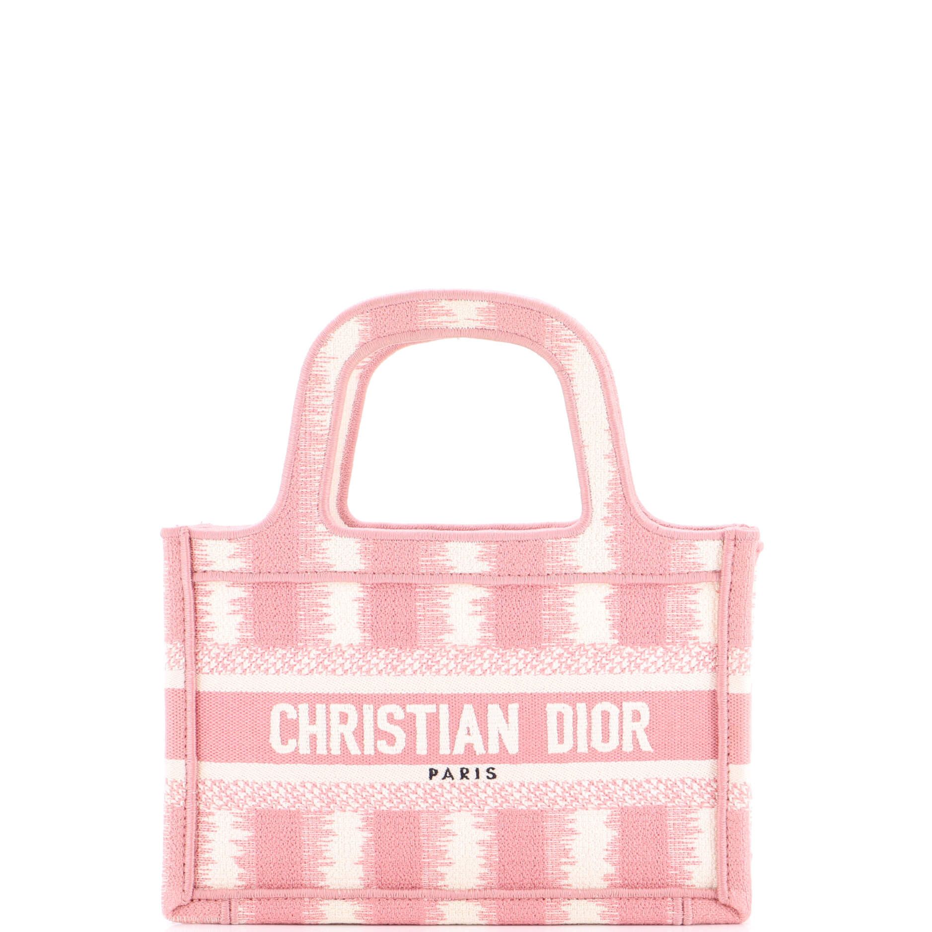 Dior Book Tote Size ONE SIZE - 1 Thumbnail