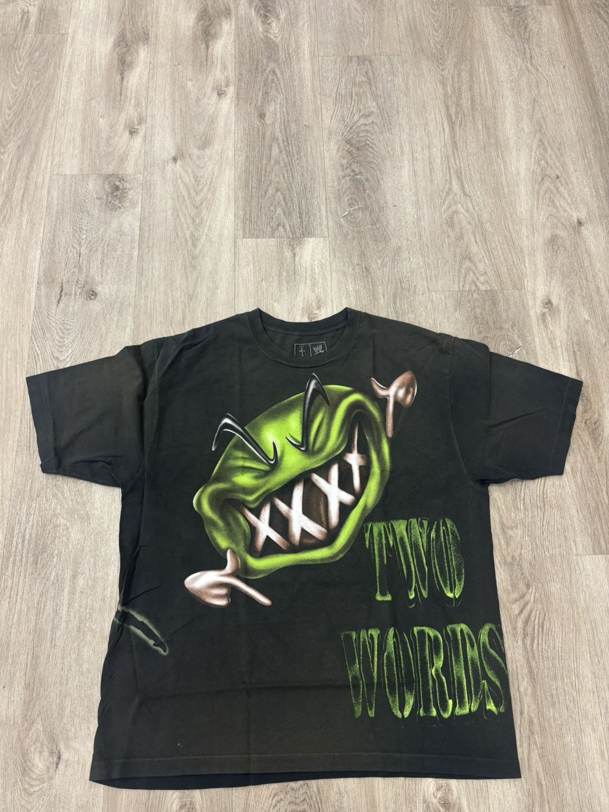 Travis Scott × WWE Travis Scott x WWE Two Words DX Tee Size XL New Size US XL / EU 56 / 4 - 1 Thumbnail