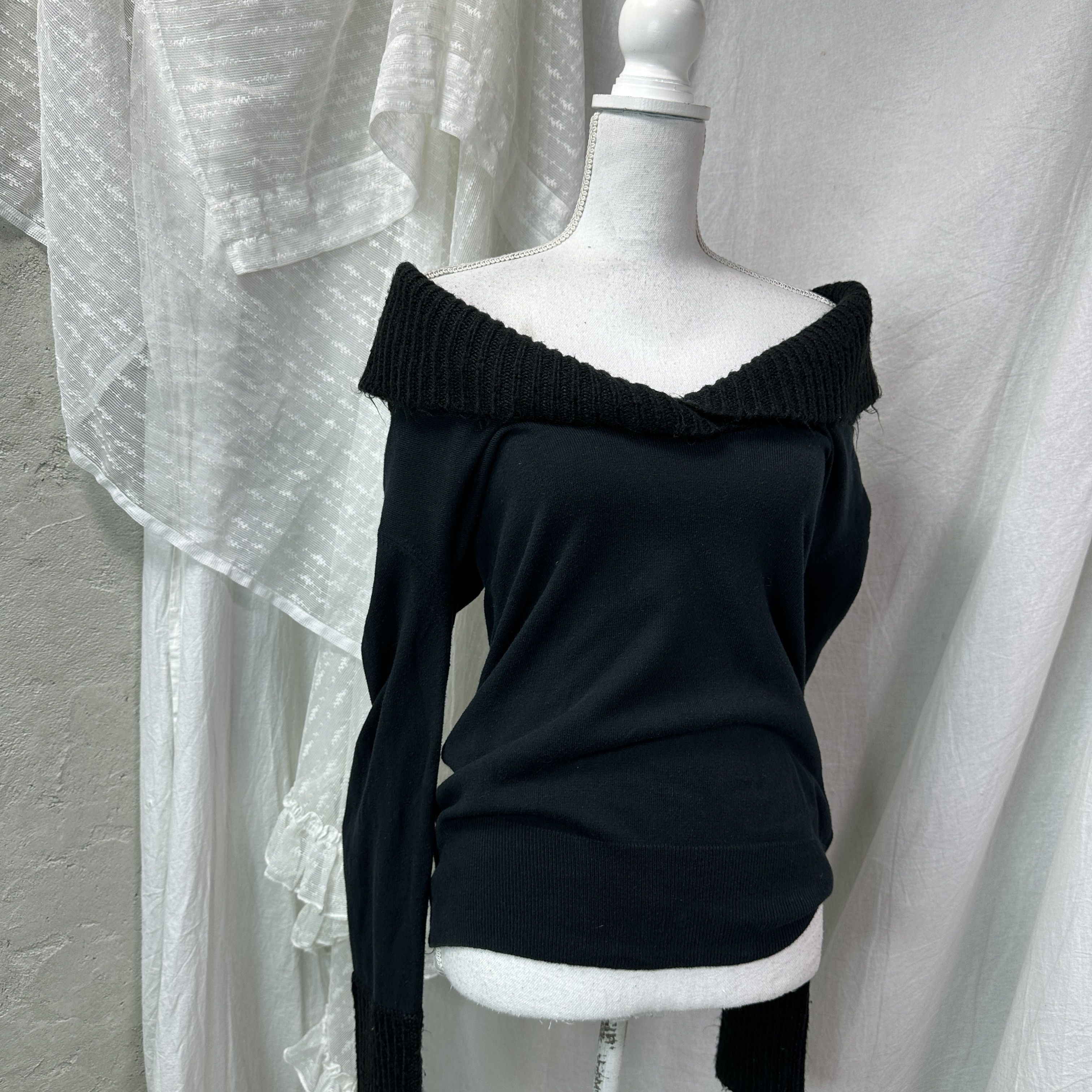 Vintage Vintage Avant Garde Grunge Off Shoulder Sweater Y2K Size M / US 6-8 / IT 42-44 - 3 Thumbnail