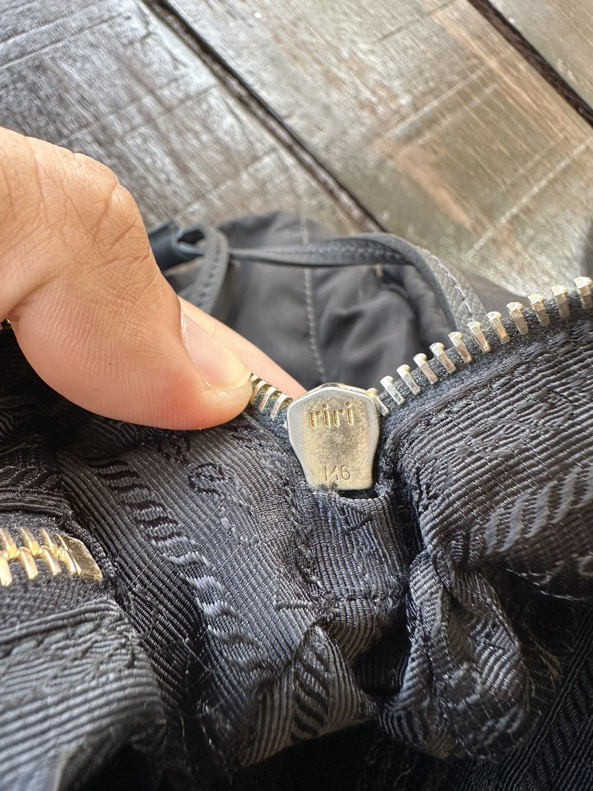 Prada Vintage prada bag Size ONE SIZE - 9 Thumbnail