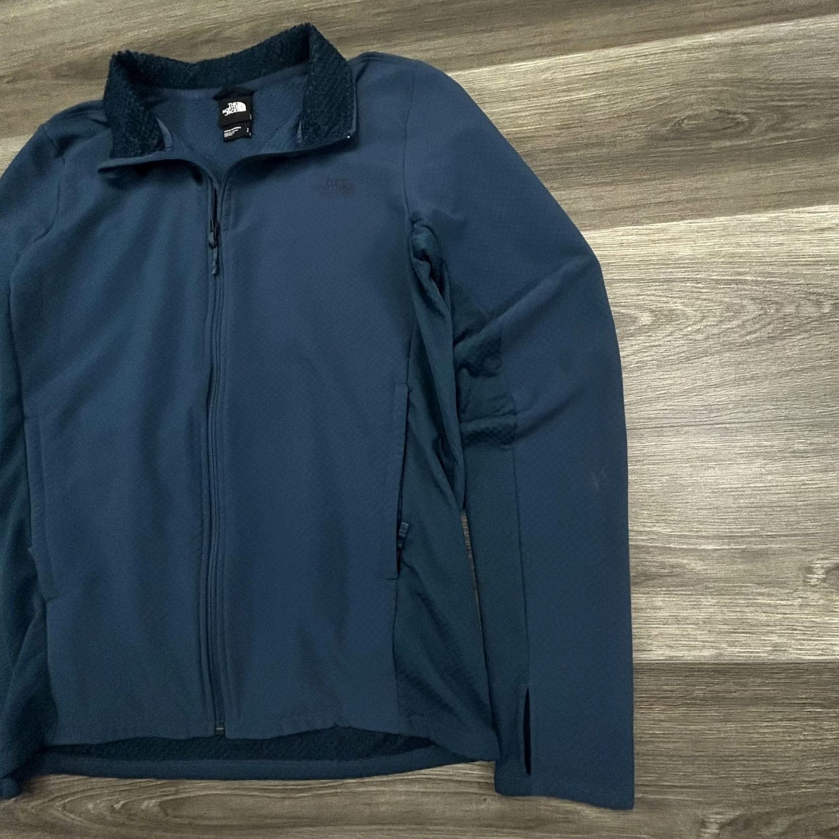 The North Face The North Face Jacket Mens Small Blue Fleece Lined Softshell Full Zip Hiking Size US S / EU 44-46 / 1 - 4 Thumbnail