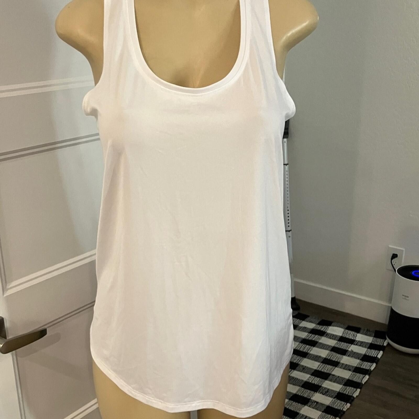 Athletic Works NWOT Athletic Works White Tank Top Size S / US 4 / IT 40 - 5 Thumbnail