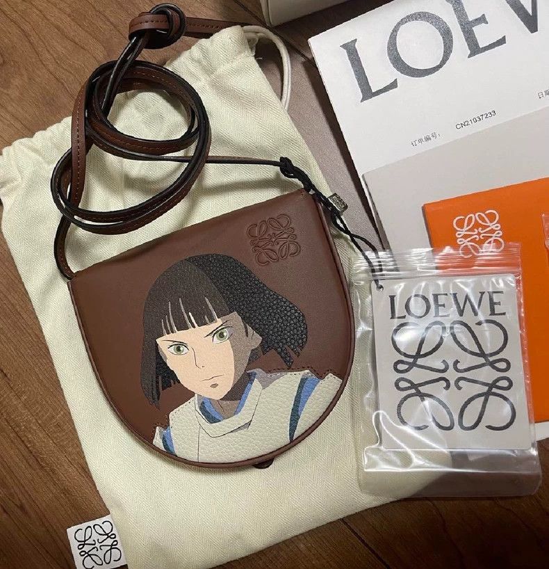 Loewe LOEWE size os Spirited Away has a joint collection of white Size ONE SIZE - 1 Thumbnail