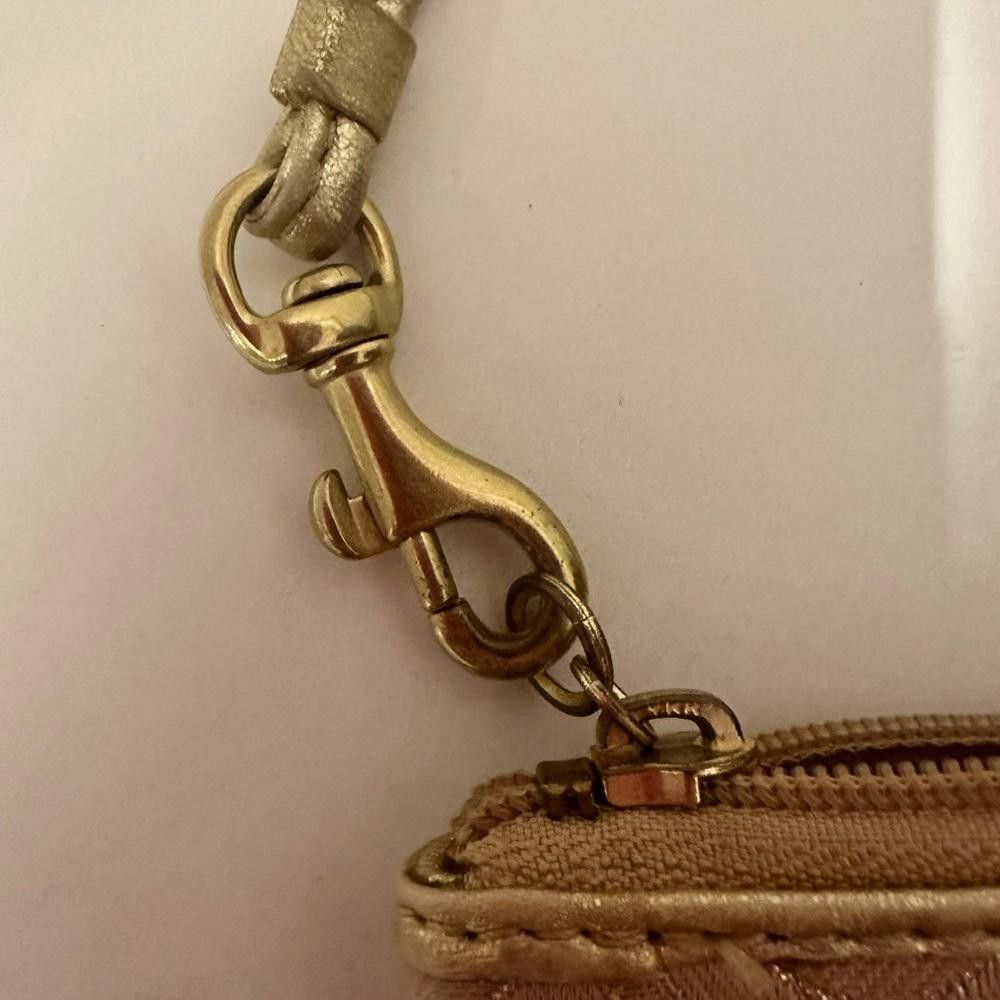 Coach Coach Julia Op Art Signature Gold Light Khaki Wristlet Size ONE SIZE - 4 Thumbnail