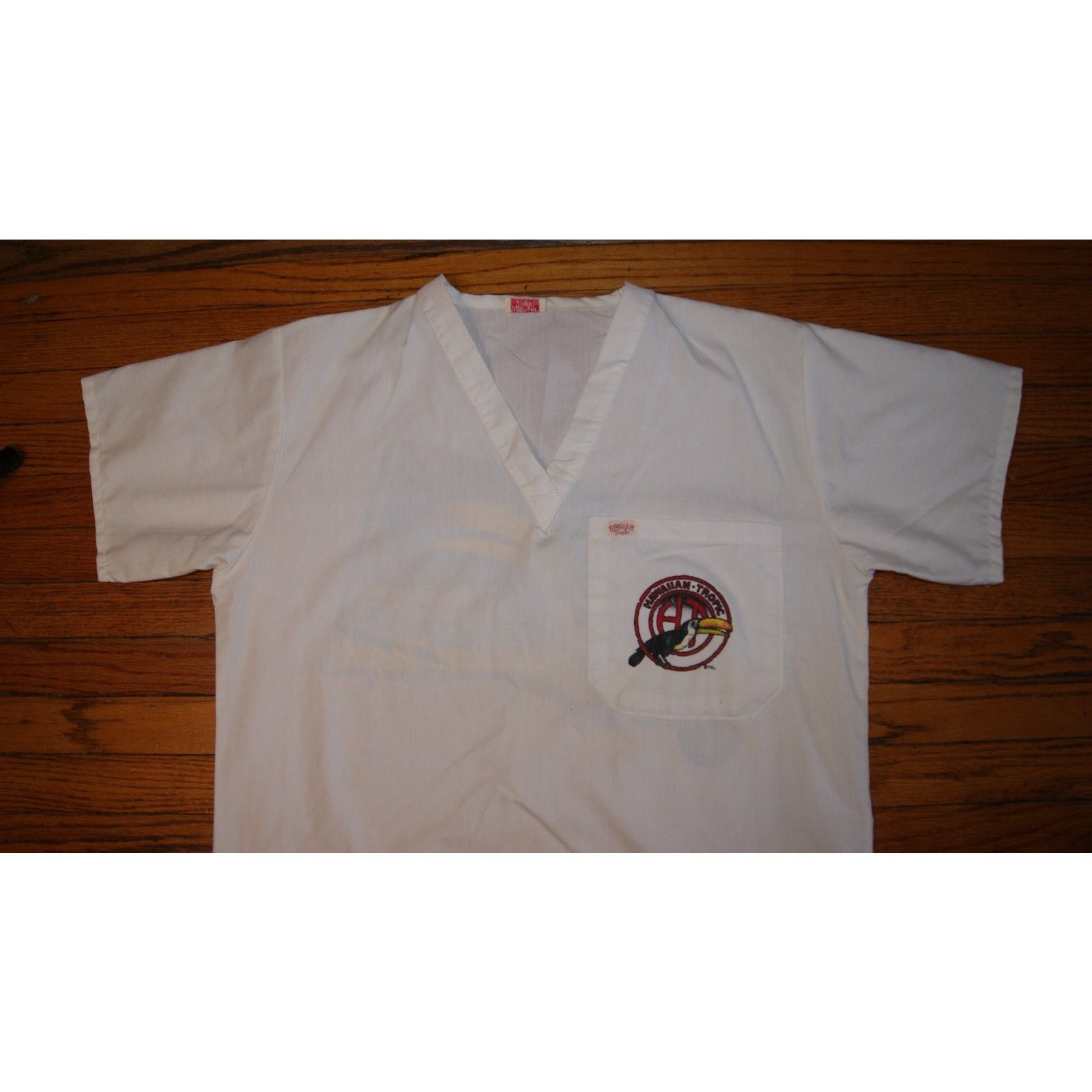 Vintage VTG Hawaiian Tropic VNeck XL Shirt Toucan Palm Pocket 1985 Size US XL / EU 56 / 4 - 2 Thumbnail