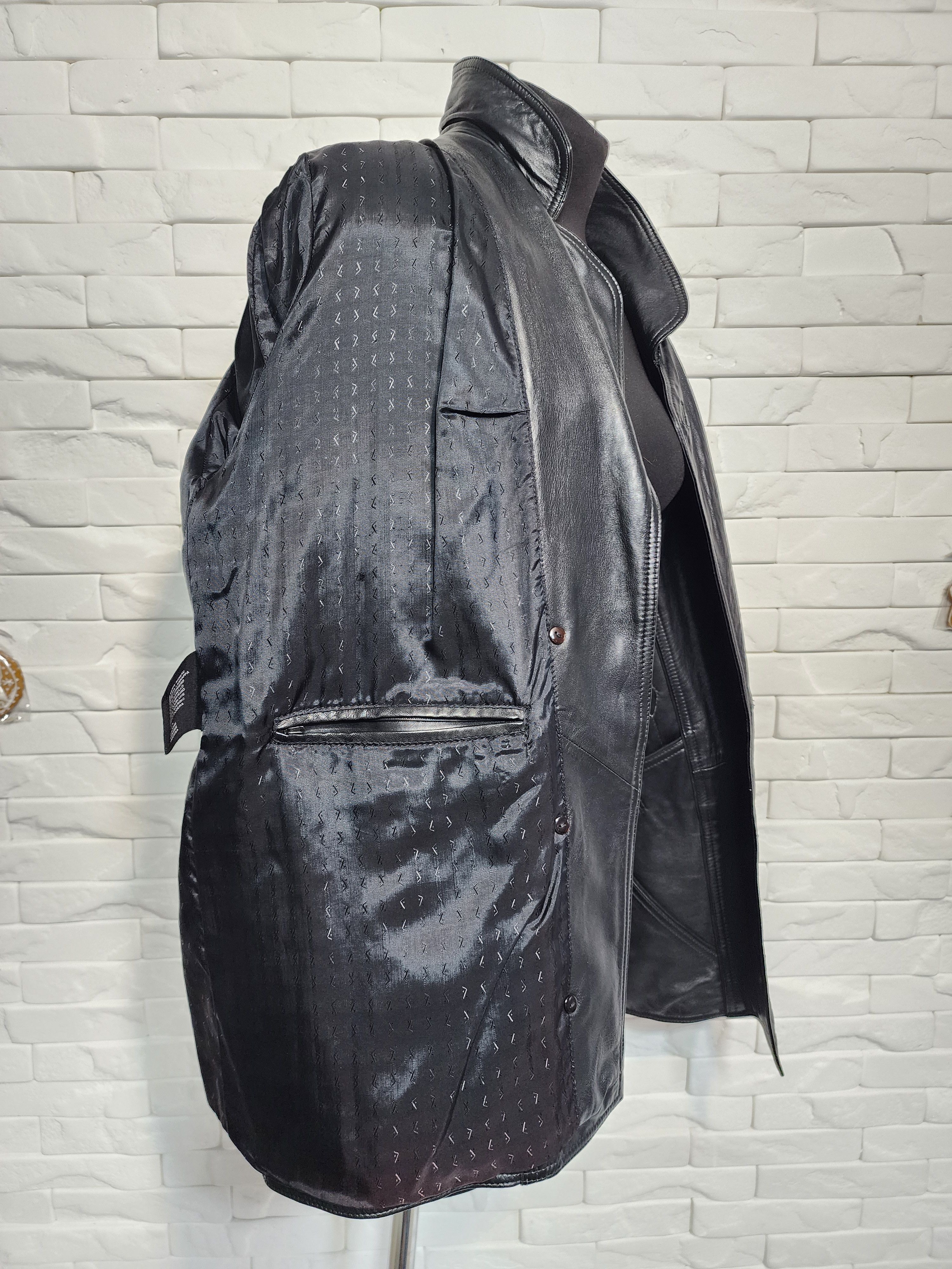 Other Black Genuine Leather Jacket: Women's Elegant Style Size XXL / US 16-18 / IT 52-54 - 8 Thumbnail