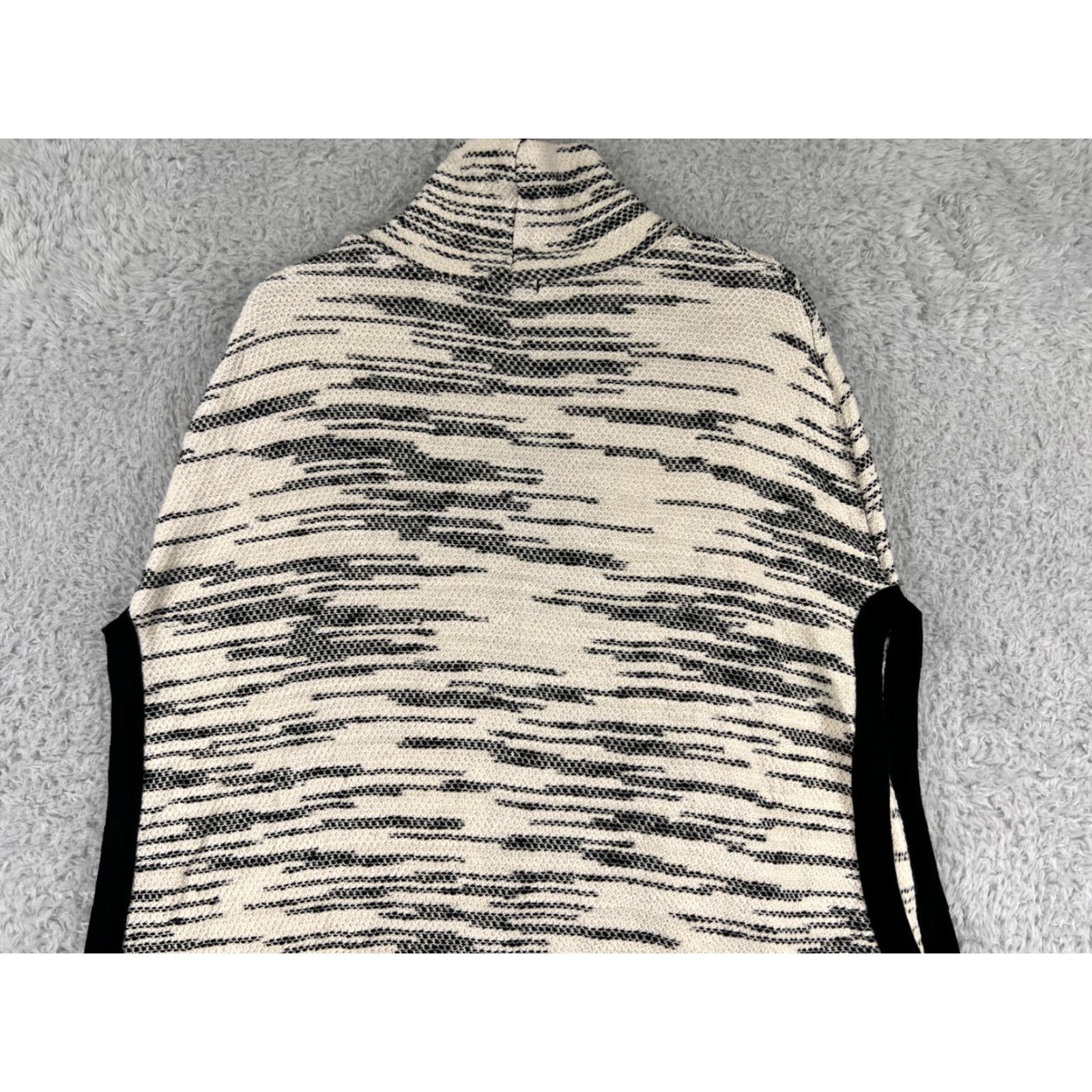 Vintage VINTAGE La Made Shirt Womens Small Beige Black Stripe Blouse Cape 100% Cotton Sleeveless Size S / US 4 / IT 40 - 7 Thumbnail