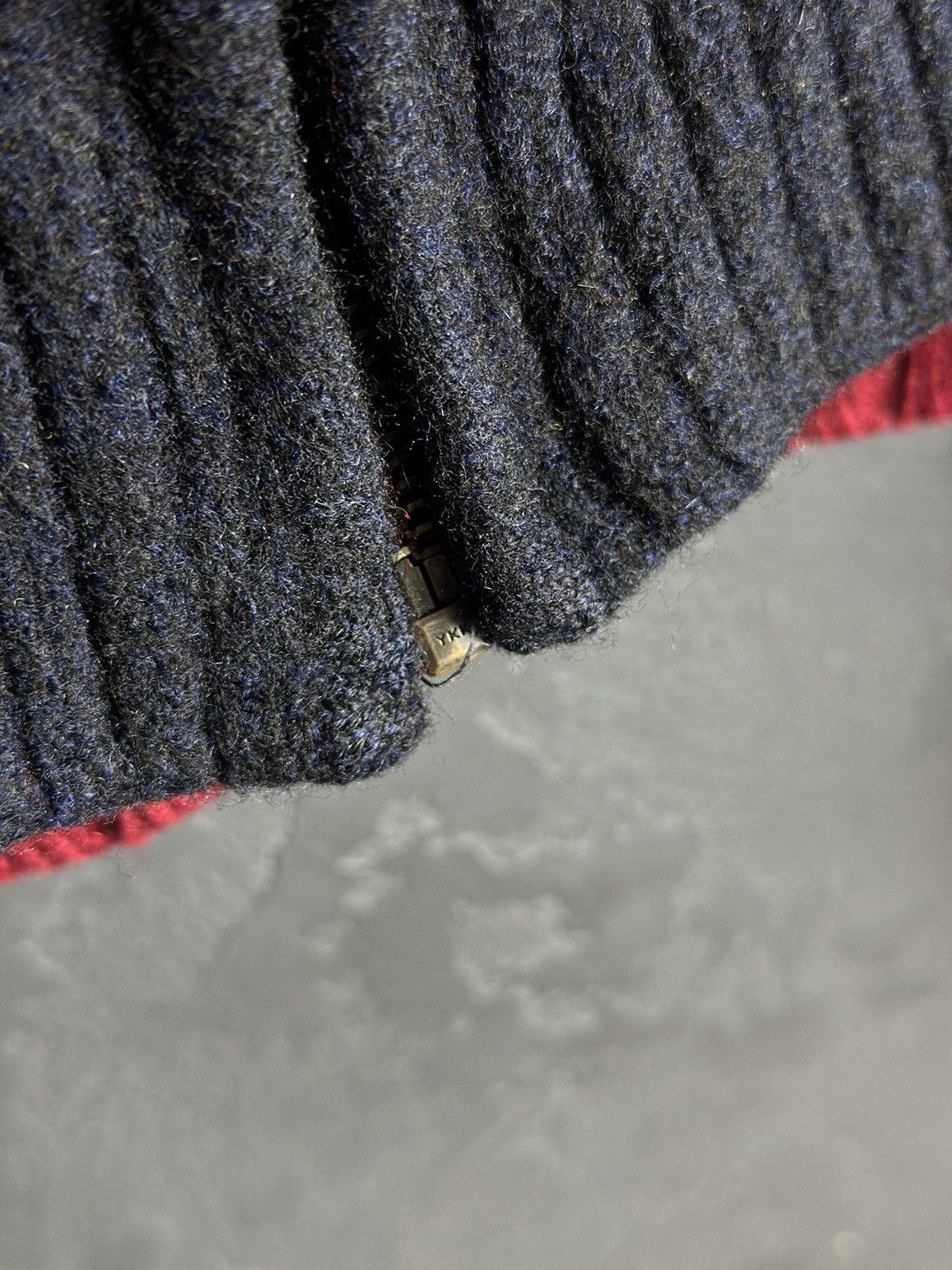 Chevignon Chevignon Wool Knitwear Sweatshirt Used Size M-L Size US M / EU 48-50 / 2 - 11 Thumbnail