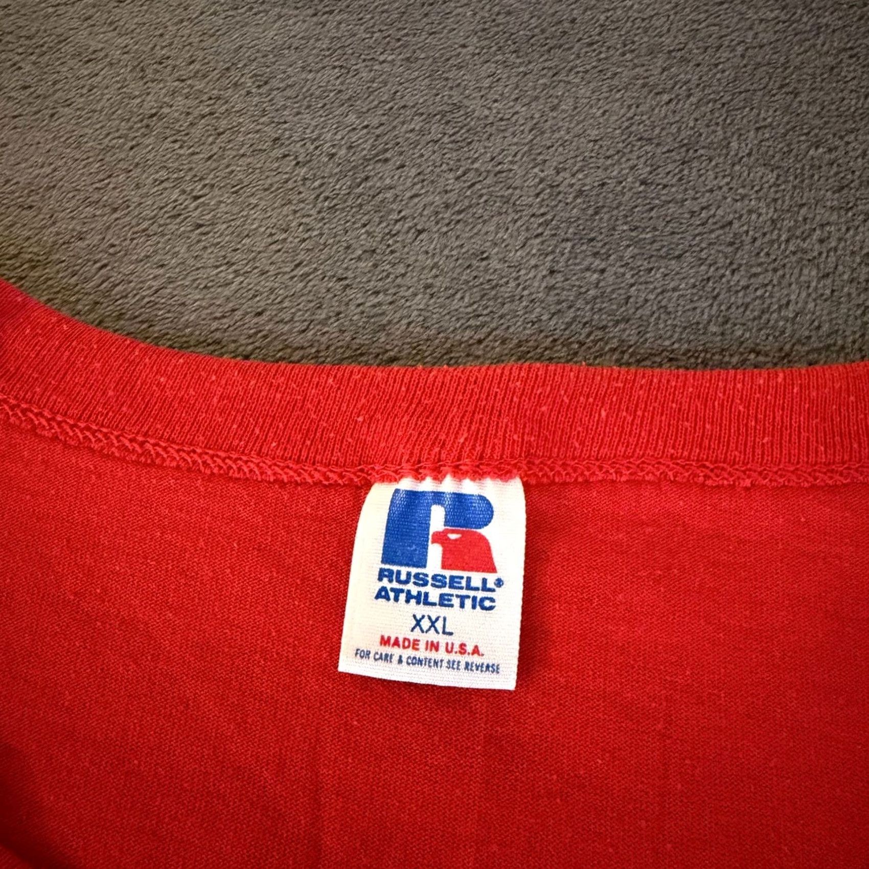 Russell Athletic VINTAGE Russell Athletic Harold's Cartage Red Shirt Mens 2XL T-Shirt Graphic Print Henley Short Sleeve Retro 90s Size US XXL / EU 58 / 5 - 3 Thumbnail