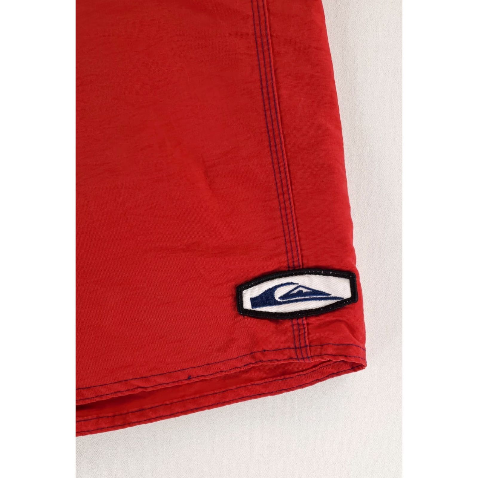 Quiksilver VINTAGE Quiksilver Board Mens 38 Red 90s Queen? Size US 38 / EU 54 - 2 Thumbnail