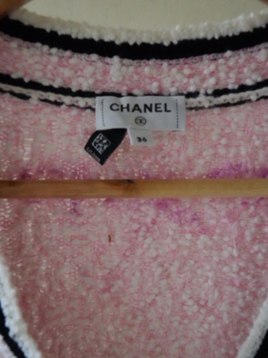 Chanel Chanel Pink 24P Tweed Button-Up Cardigan Size XS / US 0-2 / IT 36-38 - 8 Thumbnail