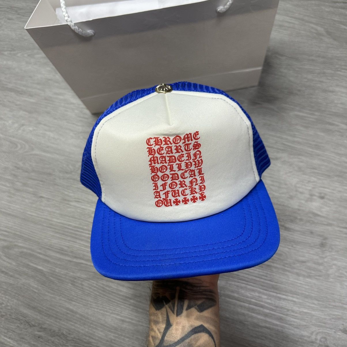 Chrome Hearts Chrome Hearts Trucker Hat Eye Chart Blue Size ONE SIZE - 1 Thumbnail