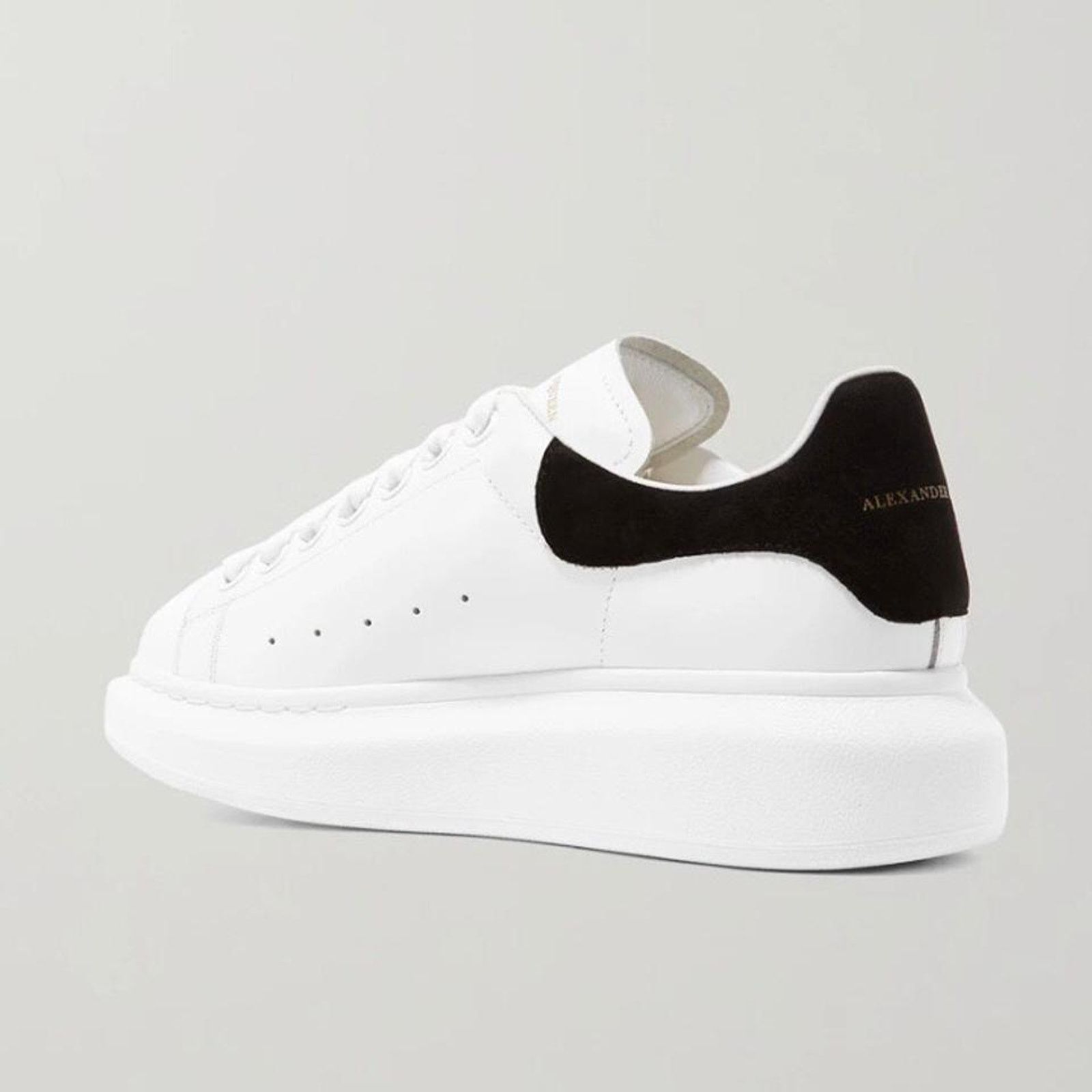Alexander McQueen ALEXANDER MCQUEEN Oversized leather and suede sneakers 41.5 Size US 11.5 / IT 41.5 - 3 Thumbnail