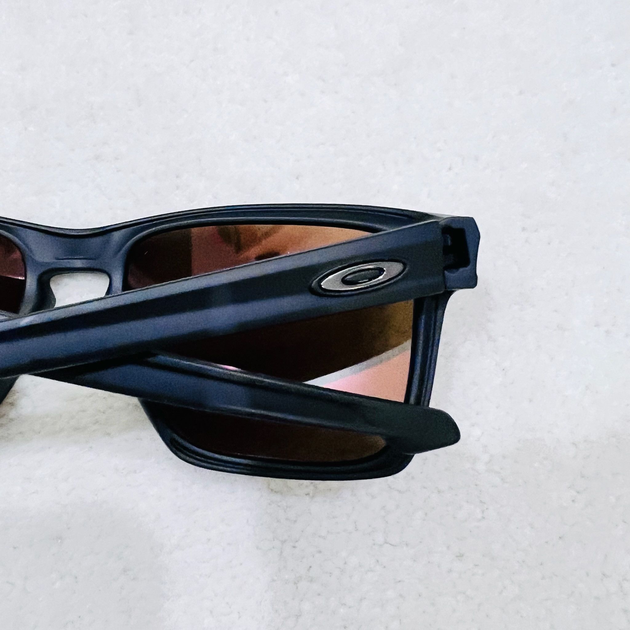 Oakley Oakley Sliver XL 24K Gold Mirror Lens Black Frame Sunglasses Size ONE SIZE - 8 Thumbnail