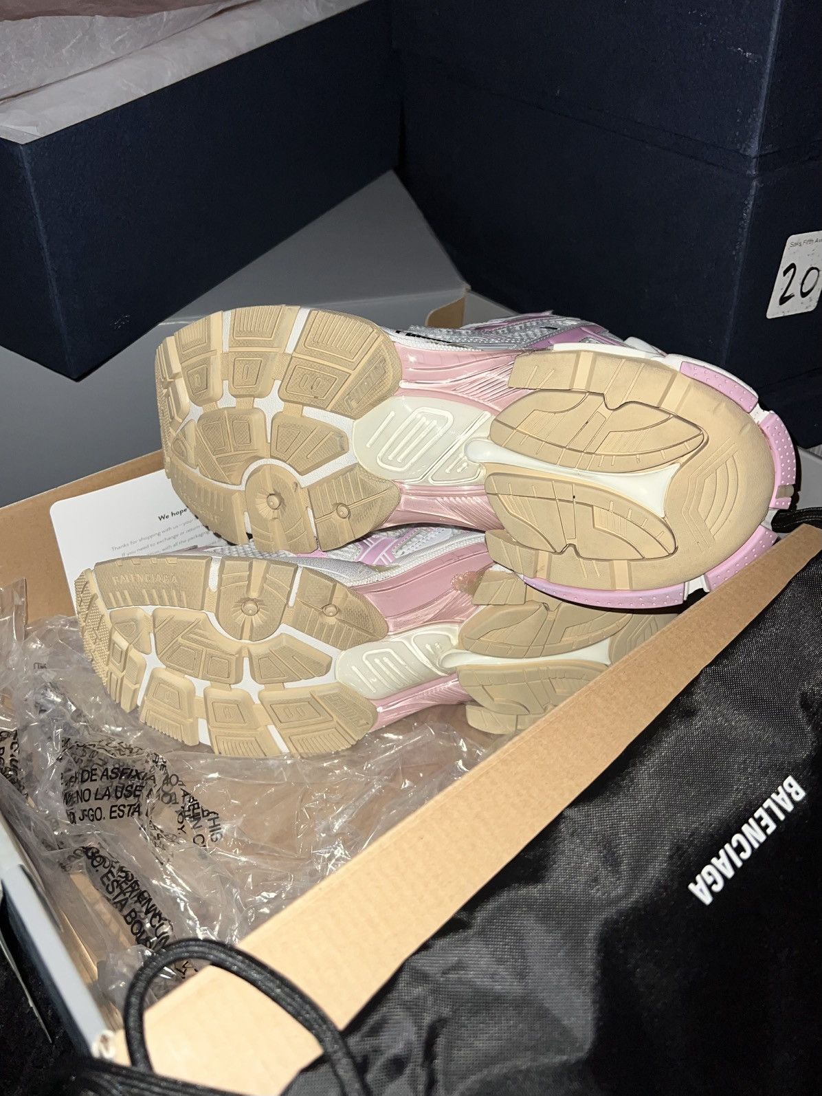 Balenciaga Balenciaga Runner “Pink/Tan” Size US 9 / EU 42 - 12 Thumbnail