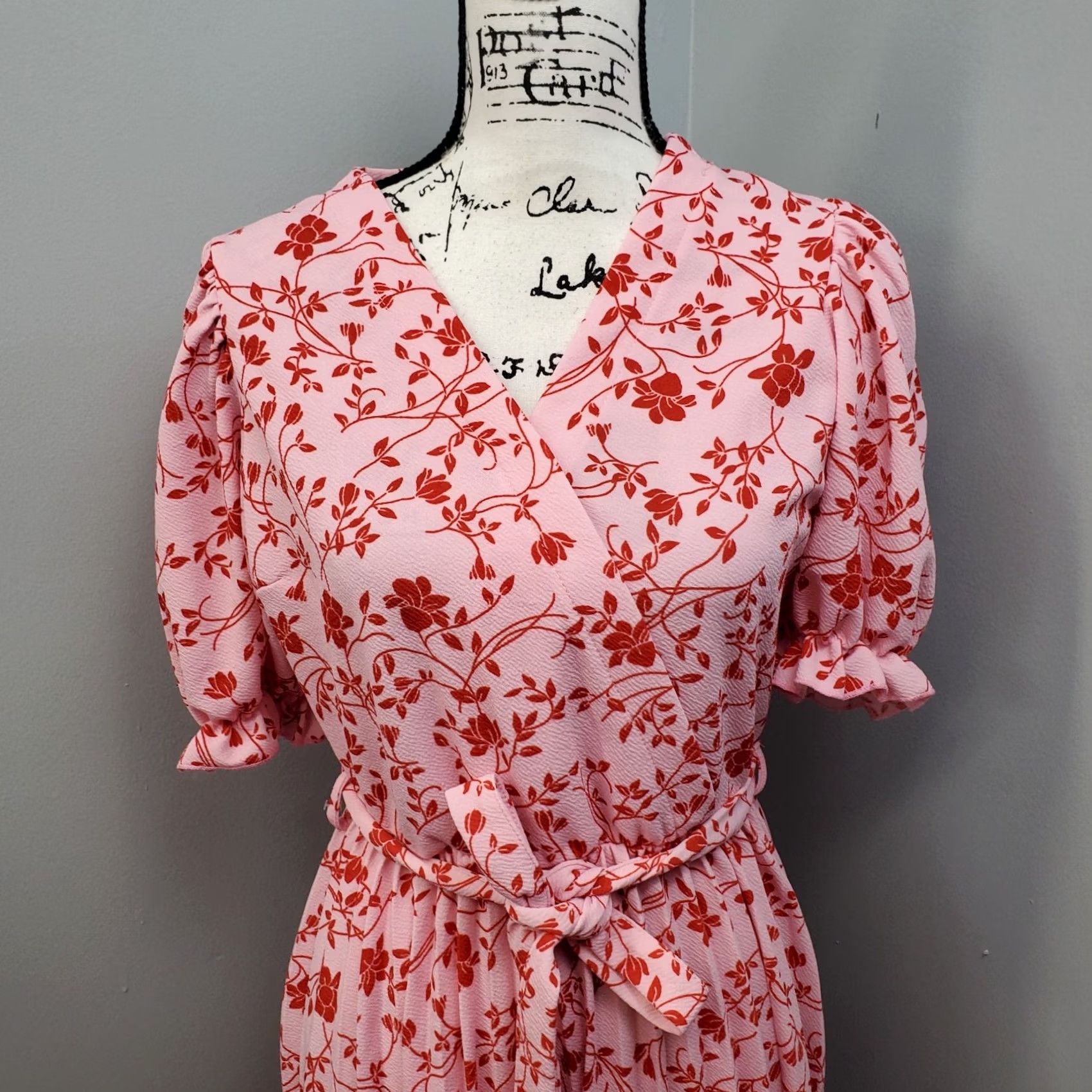 Pinko Lark + Grey Wrap Dress Womens Size M Pink & Red Floral Peasant Sleeve Tie Waist Knee Length V-Neck Short Sleeve Size M / US 6-8 / IT 42-44 - 3 Thumbnail