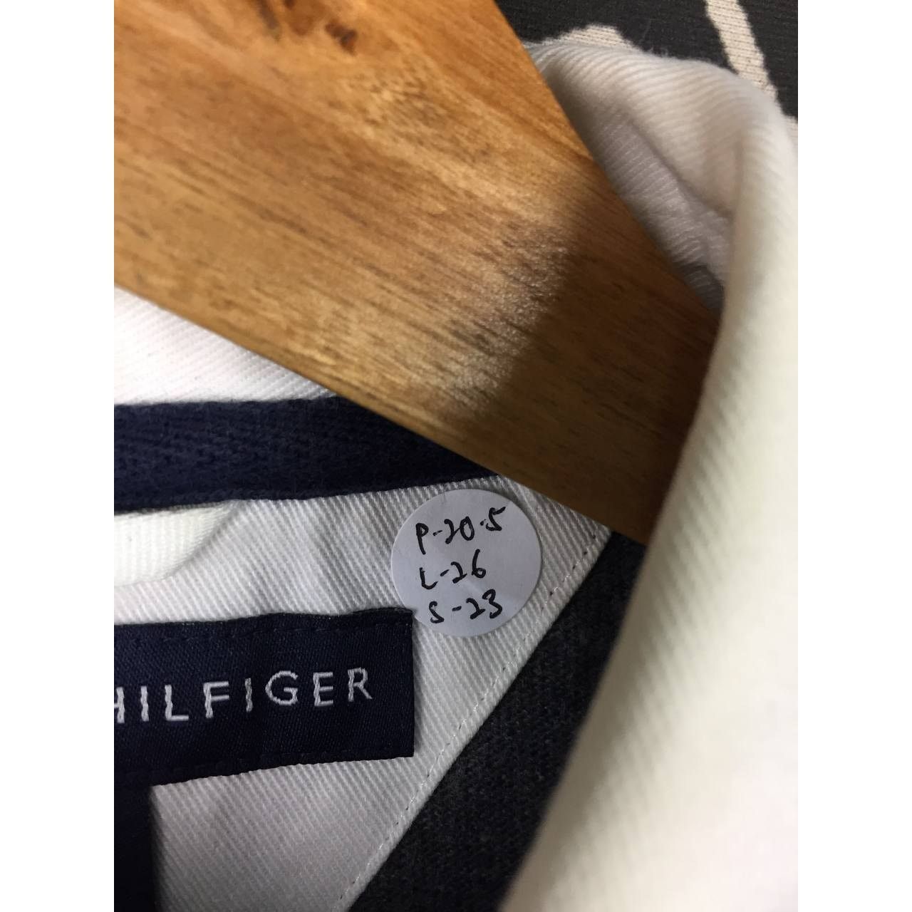 Tommy Hilfiger × Vintage Tommy Hilfiger Crest Logo Long Sleeve Rugby Polo Tee Size US S / EU 44-46 / 1 - 14 Thumbnail