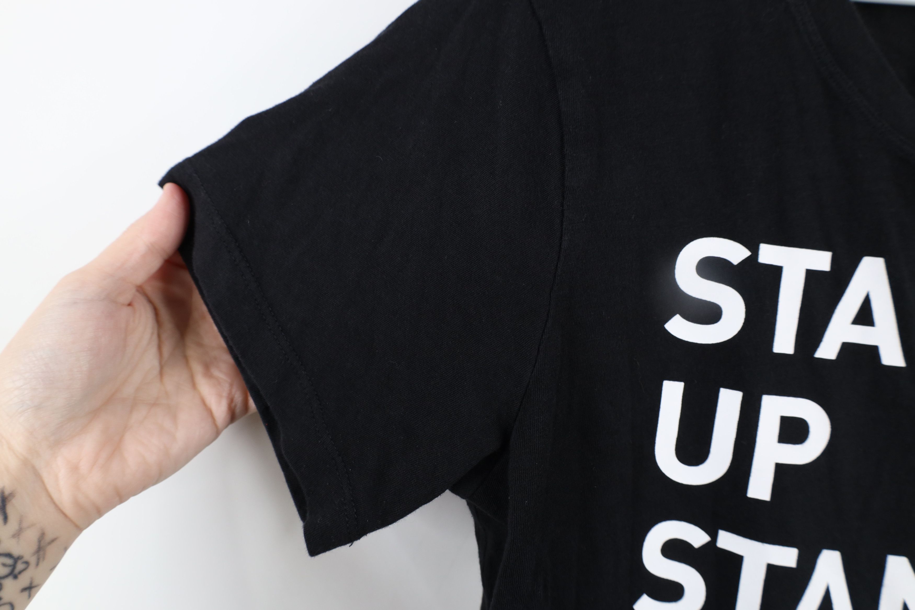 Athleta × Vintage Athleta Spell Out Stand Up Stand Together Cropped T-Shirt Size M / US 6-8 / IT 42-44 - 6 Thumbnail