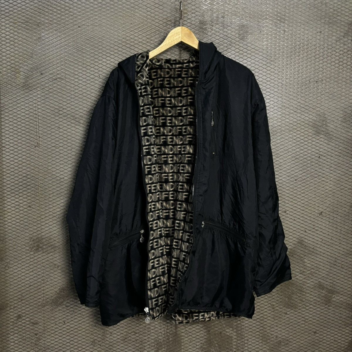 Fendi Vintage Fendi Zucca Motion Monogram Span Reversible Jacket Size US M / EU 48-50 / 2 - 8 Thumbnail