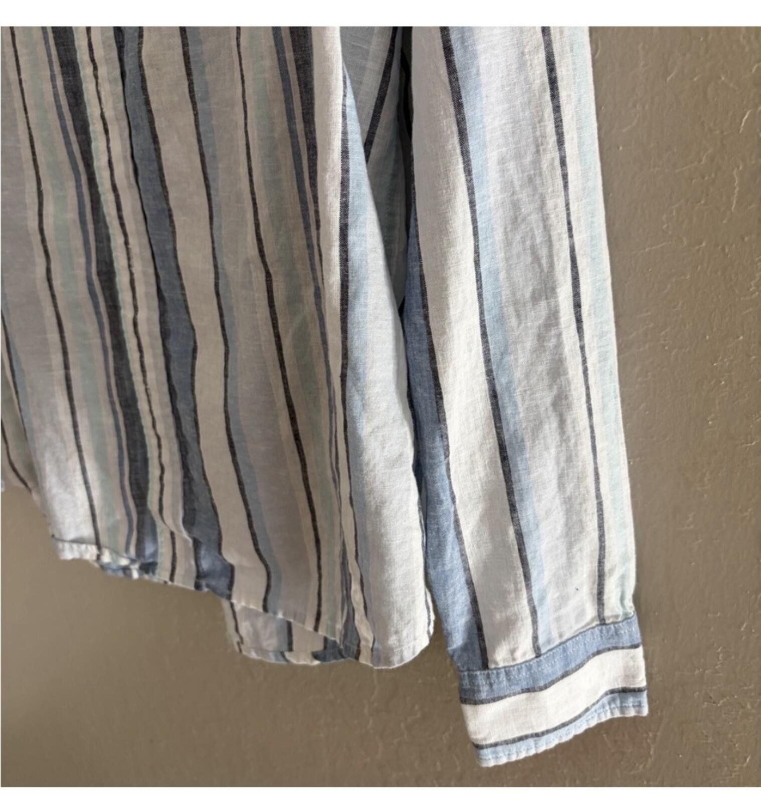 Old Navy Old Navy Blue and White Striped Button Down Shirt Size M / US 6-8 / IT 42-44 - 5 Thumbnail
