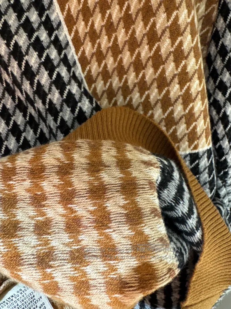 Hermes Hermes Houndstooth Color Blocked Mock Neck Sweater Size XS / US 0-2 / IT 36-38 - 8 Thumbnail
