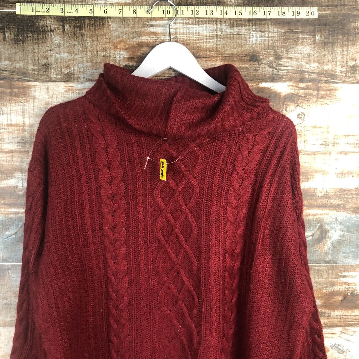Aran Isles Knitwear × Japanese Brand Ingni Red Turtle Neck cable Knitwear #A1286 Size M / US 6-8 / IT 42-44 - 5 Thumbnail