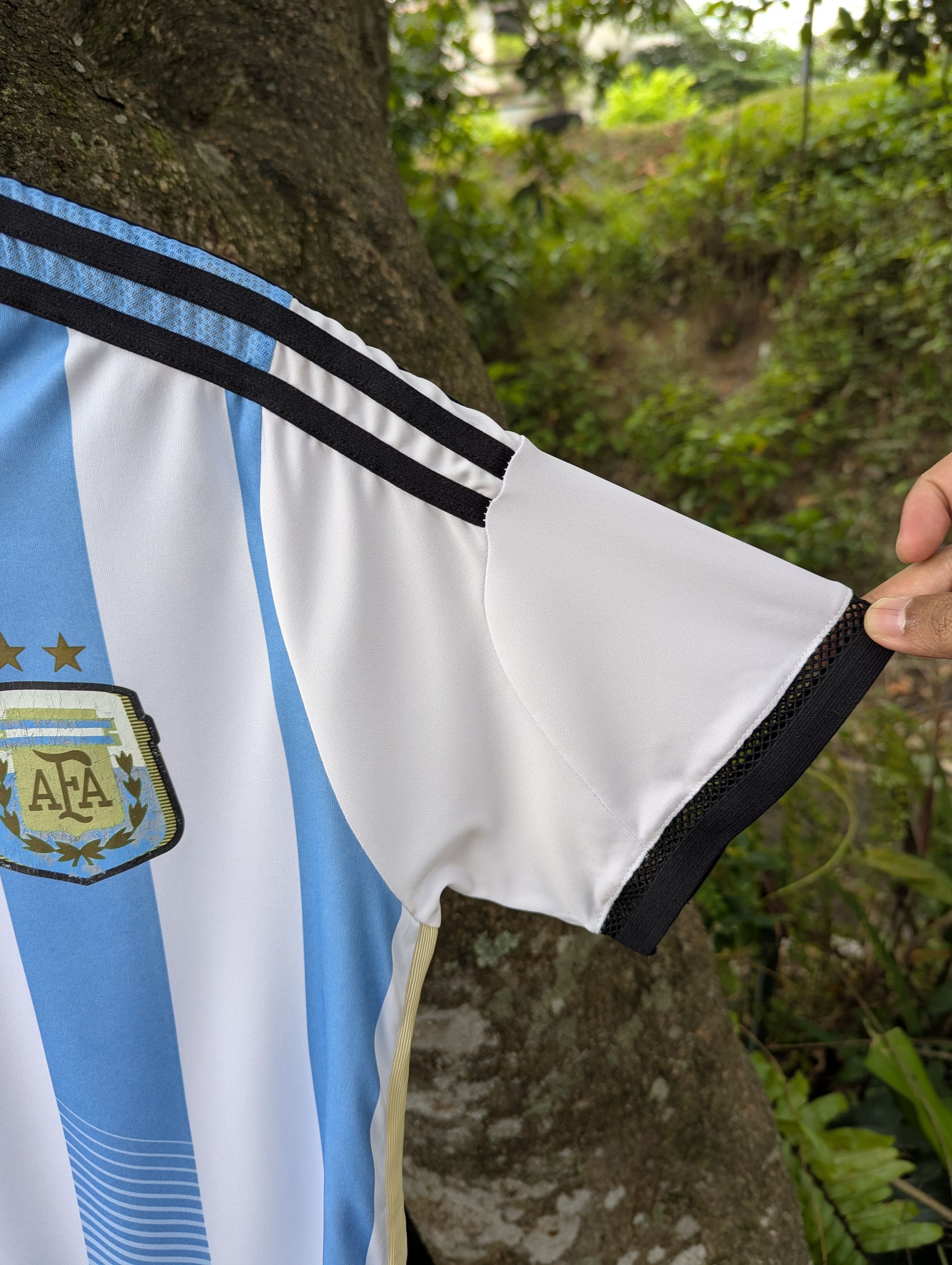 Adidas Adidas Argentina 2014-15 Home Football Jersey Shirt Size US M / EU 48-50 / 2 - 4 Thumbnail