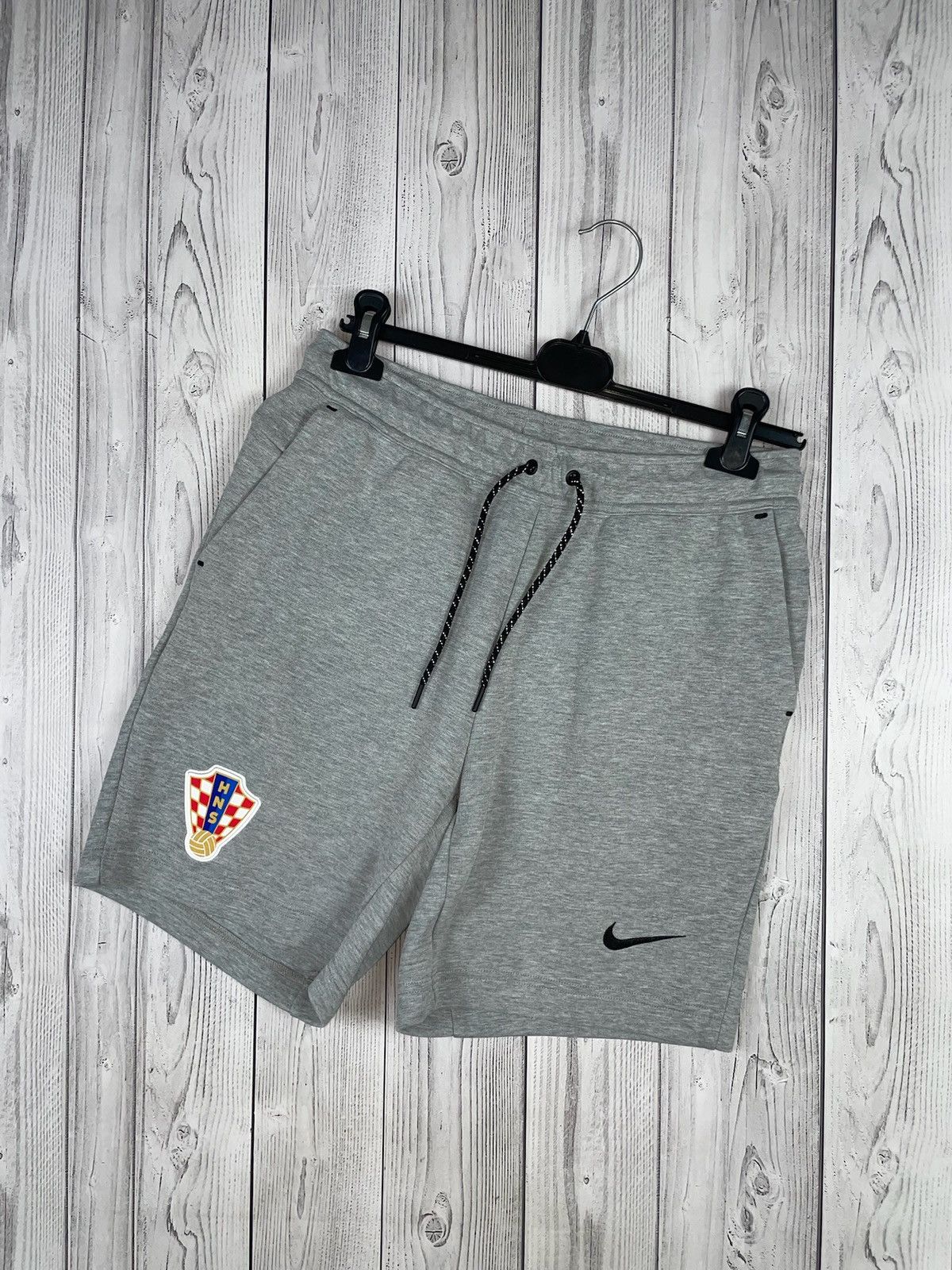 Nike Vintage Nike tech fleece soccer croatia track suit Shorts Size US S / EU 44-46 / 1 - 3 Thumbnail