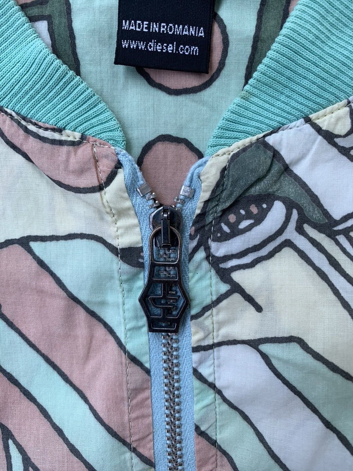 Diesel 1990s - Diesel All Over Print Bomber Jacket Size US M / EU 48-50 / 2 - 5 Thumbnail