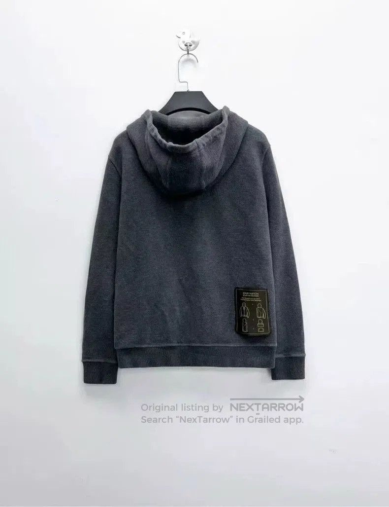 Louis Vuitton Louis Vuitton Grey Logo Zip Hoodie. Size US S / EU 44-46 / 1 - 2 Thumbnail