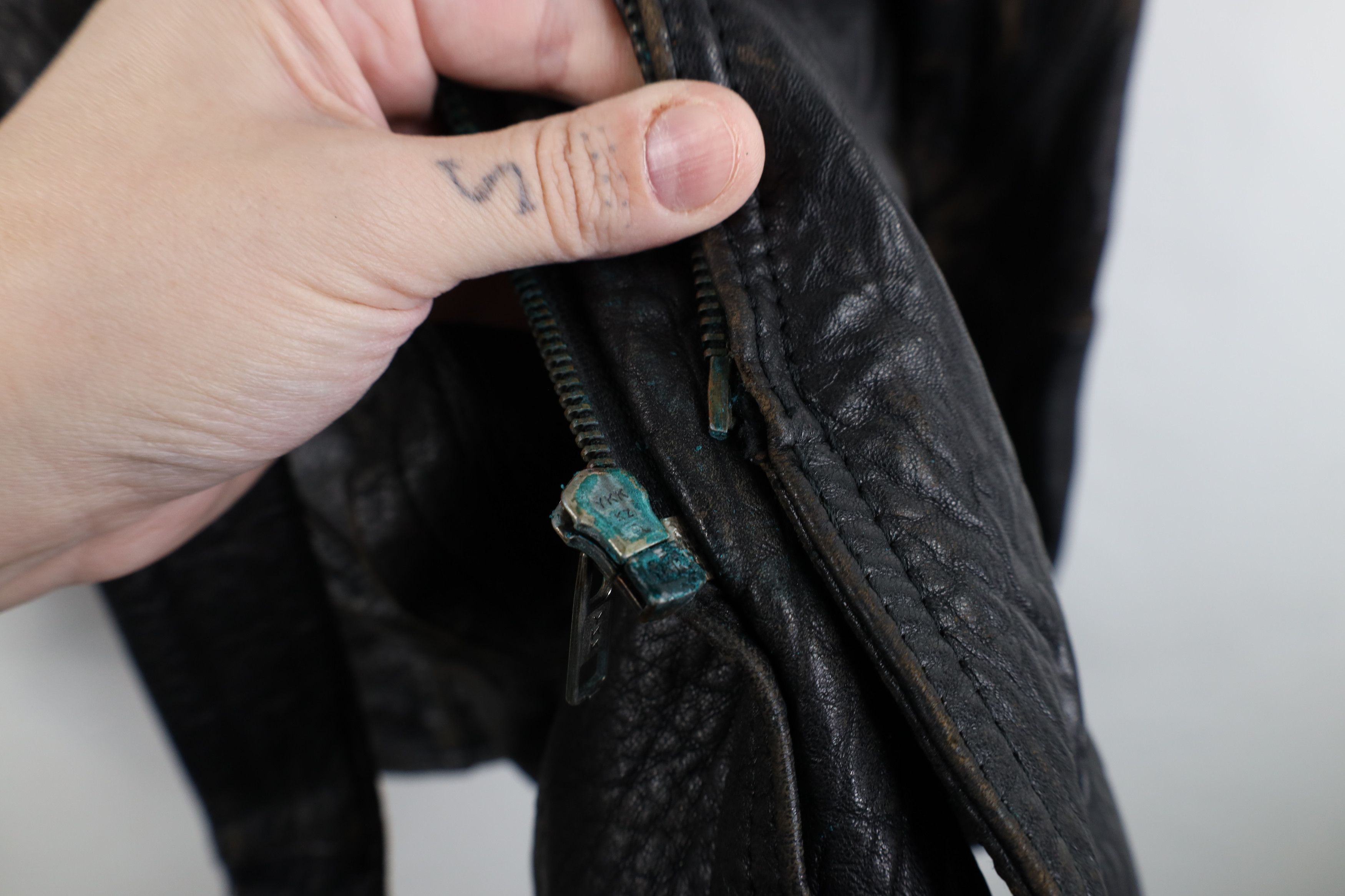 Vintage Vintage 80s 90s Streetwear Belted Leather Trench Coat Jacket Size US XL / EU 56 / 4 - 10 Thumbnail