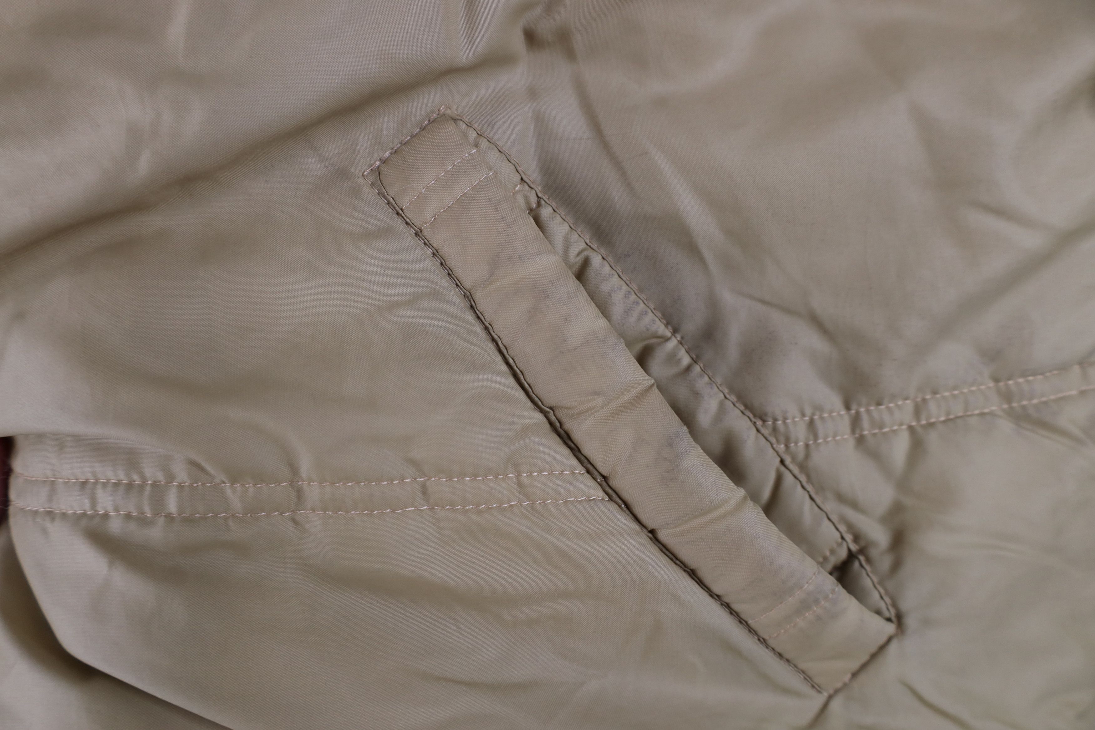 Vintage Vintage 70s Streetwear Insulated Puffer Jacket Coat Beige Size US XL / EU 56 / 4 - 7 Thumbnail