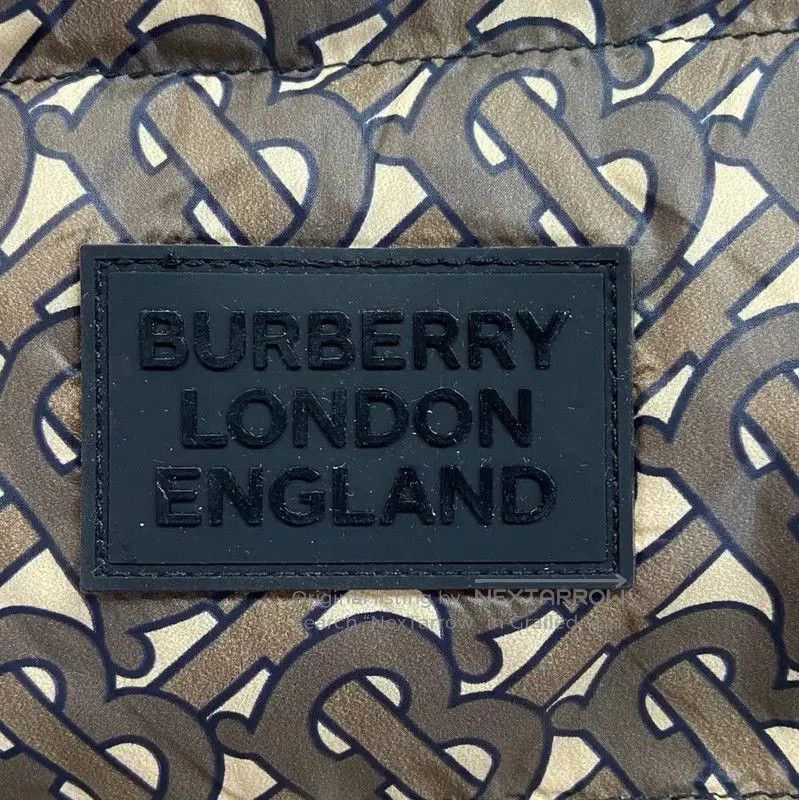 Burberry Burberry Women's Brown Puffer Jacket. Size S / US 4 / IT 40 - 3 Thumbnail